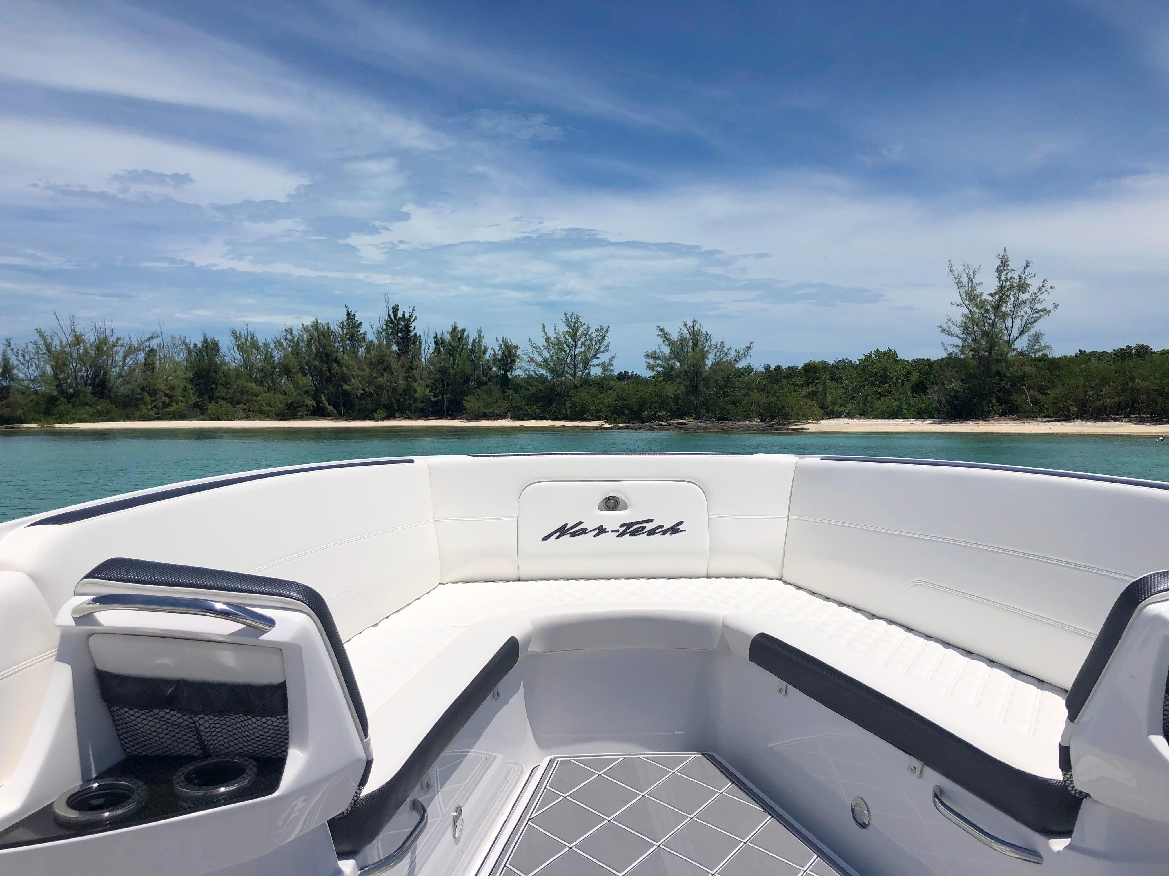 2019-nor-tech-390-sport-center-console-power-9695098-20250228064118205-1_XLARGE