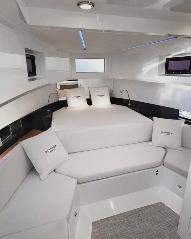 De Antonio Yachts-D36 OPEN 2024 -FL-US-Luxurious interior of 2024 De Antonio Yachts D36 OPEN with modern design and comfortable seating.-9090089 | Thumbnail