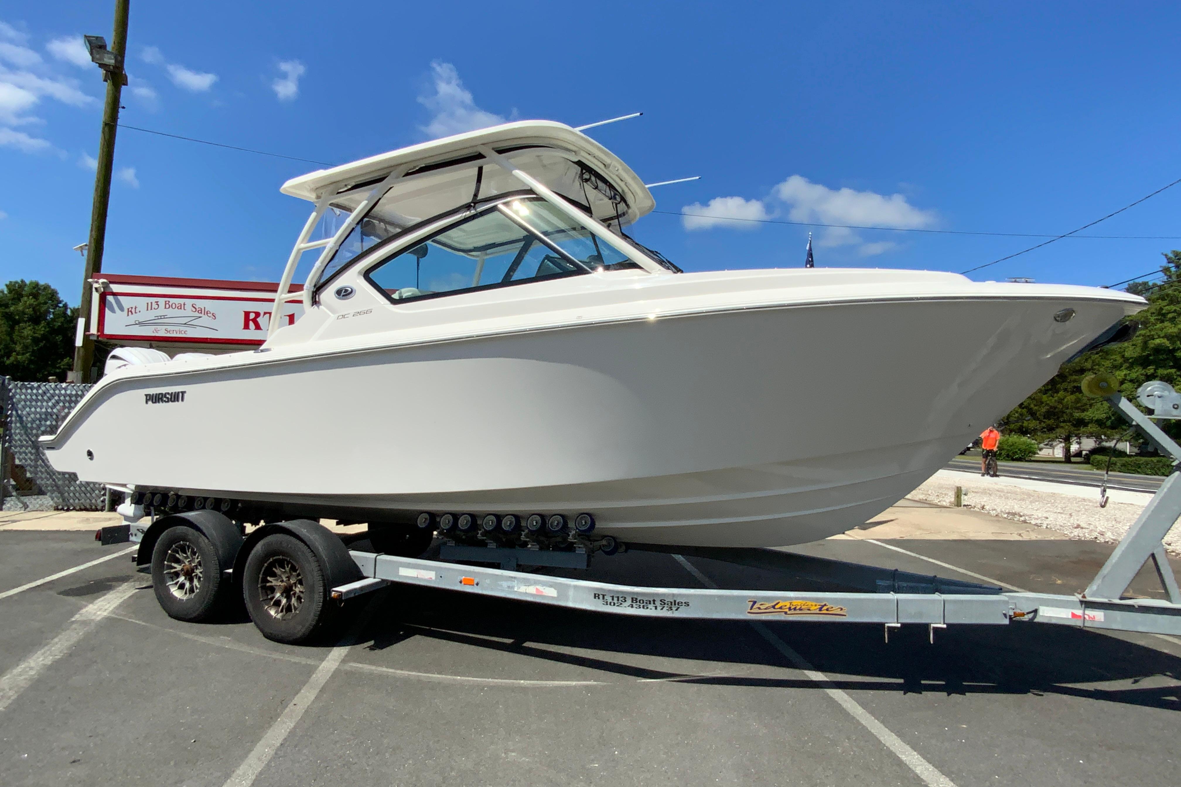2026 Pursuit DC 266 Dual Console-2