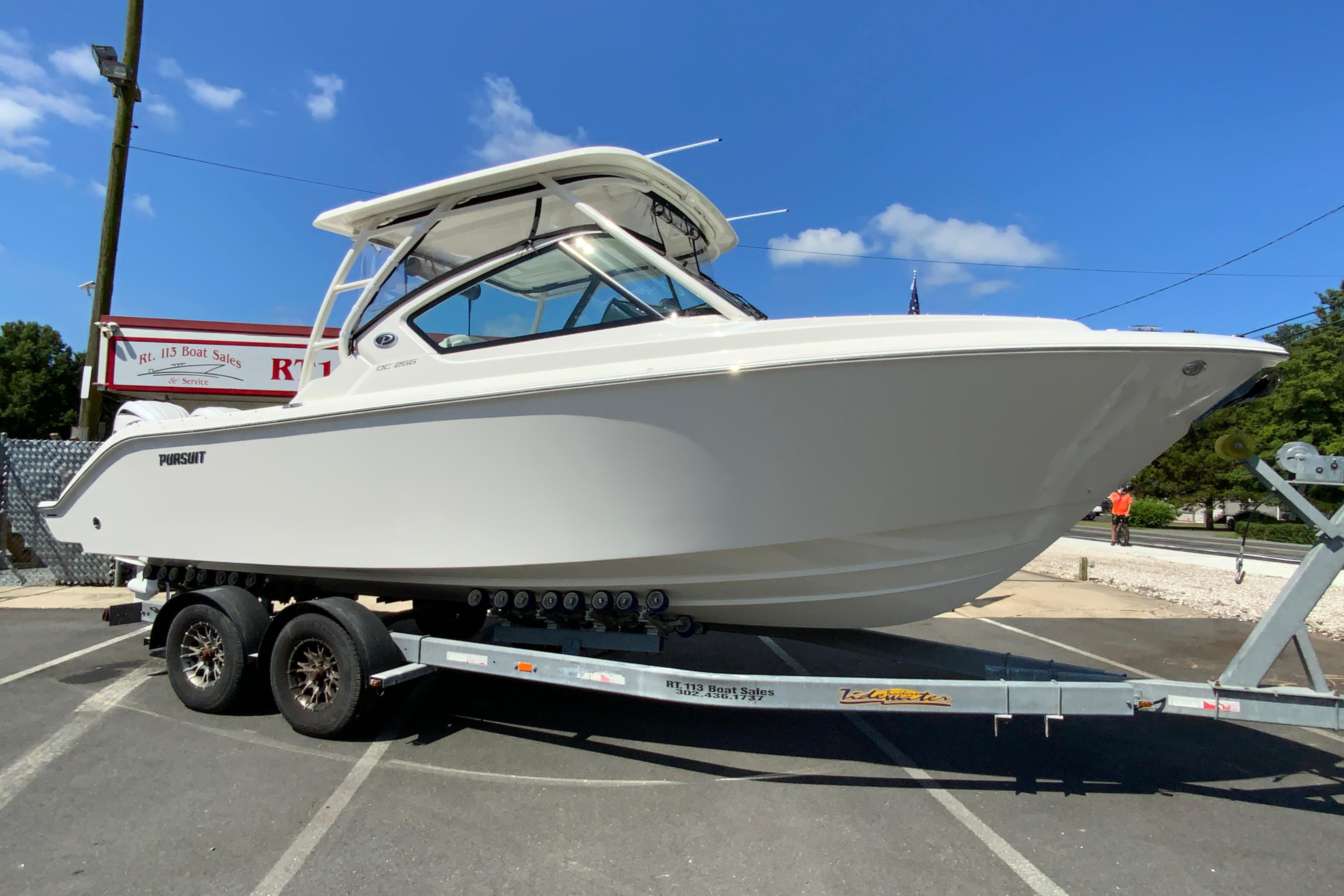 2026 Pursuit DC 266 Dual Console-3