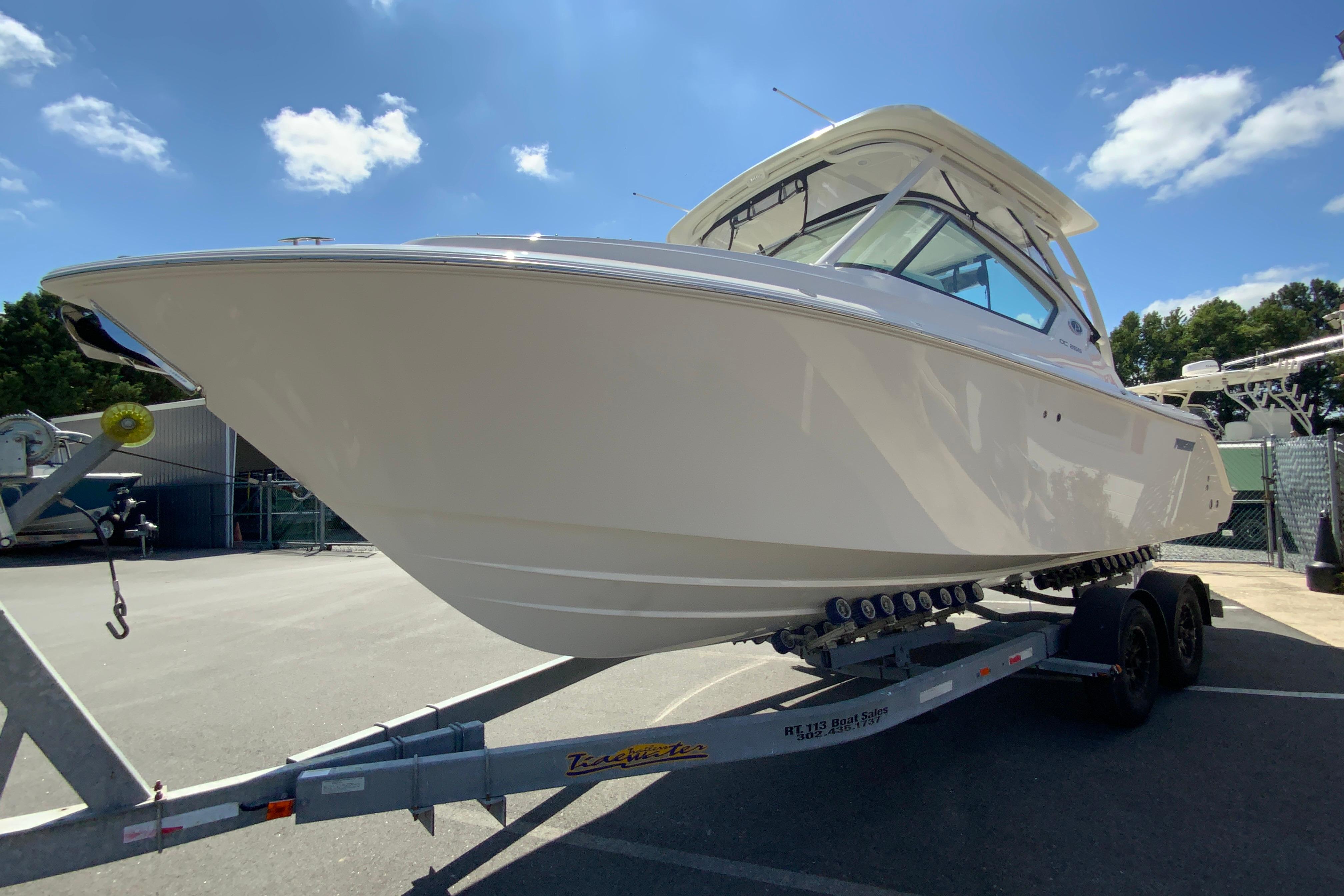 2026 Pursuit DC 266 Dual Console-6