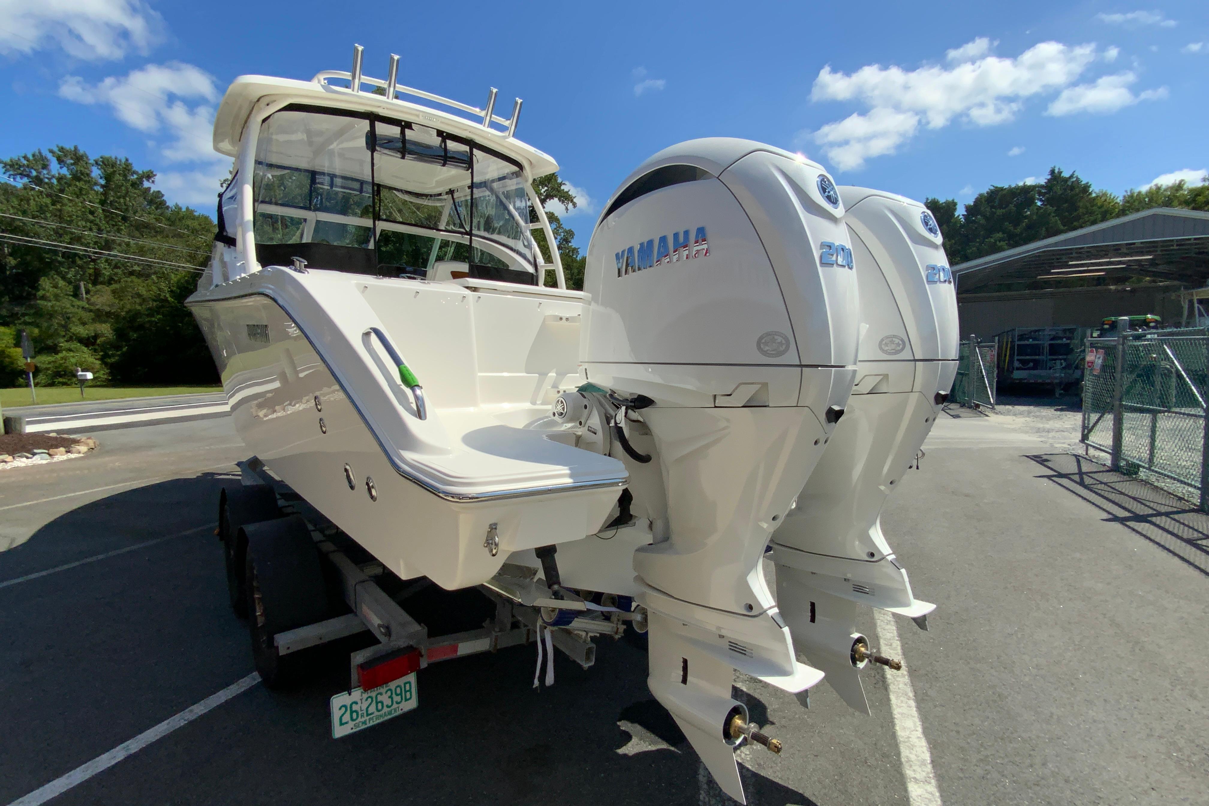 2026 Pursuit DC 266 Dual Console-9