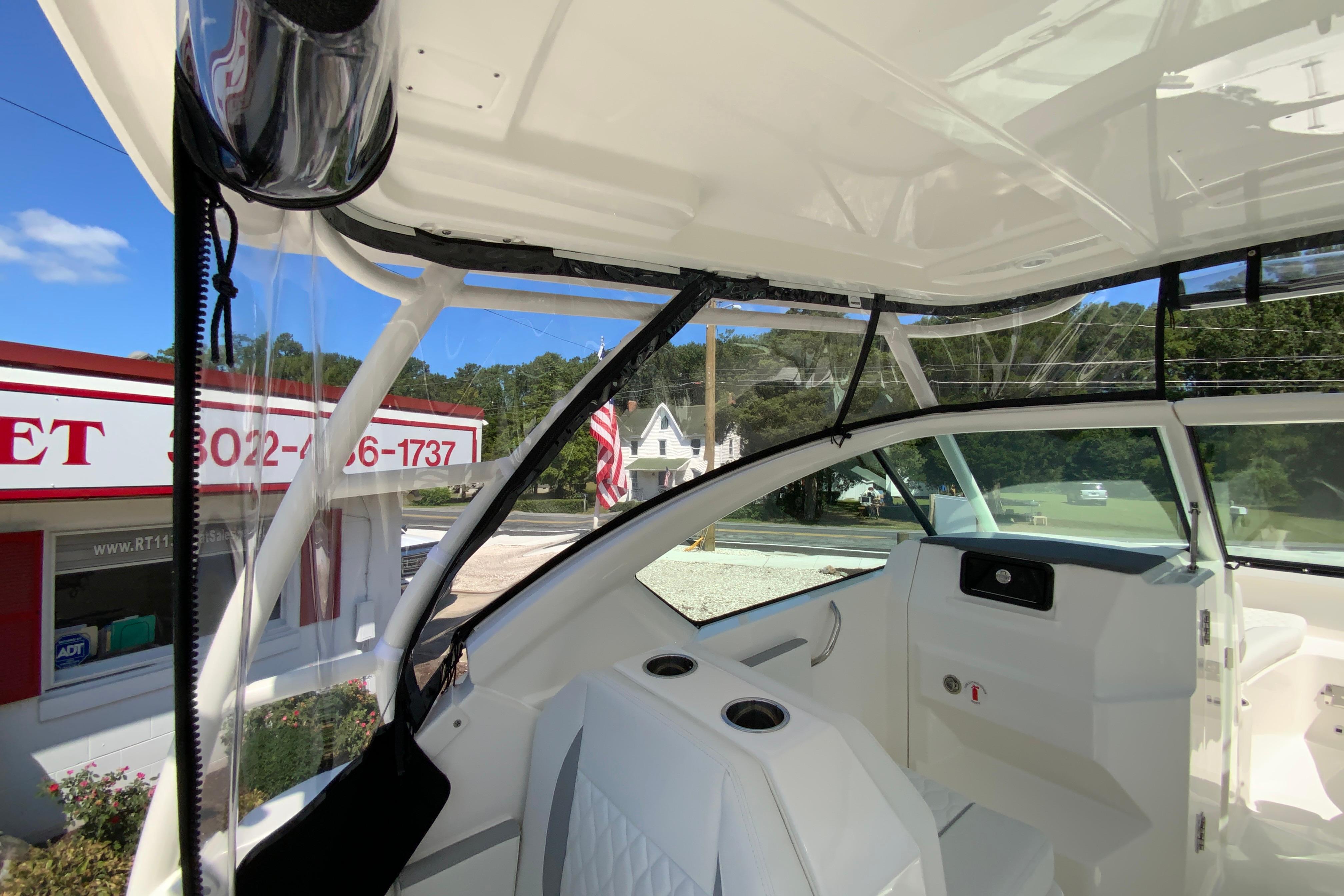 2026 Pursuit DC 266 Dual Console-12