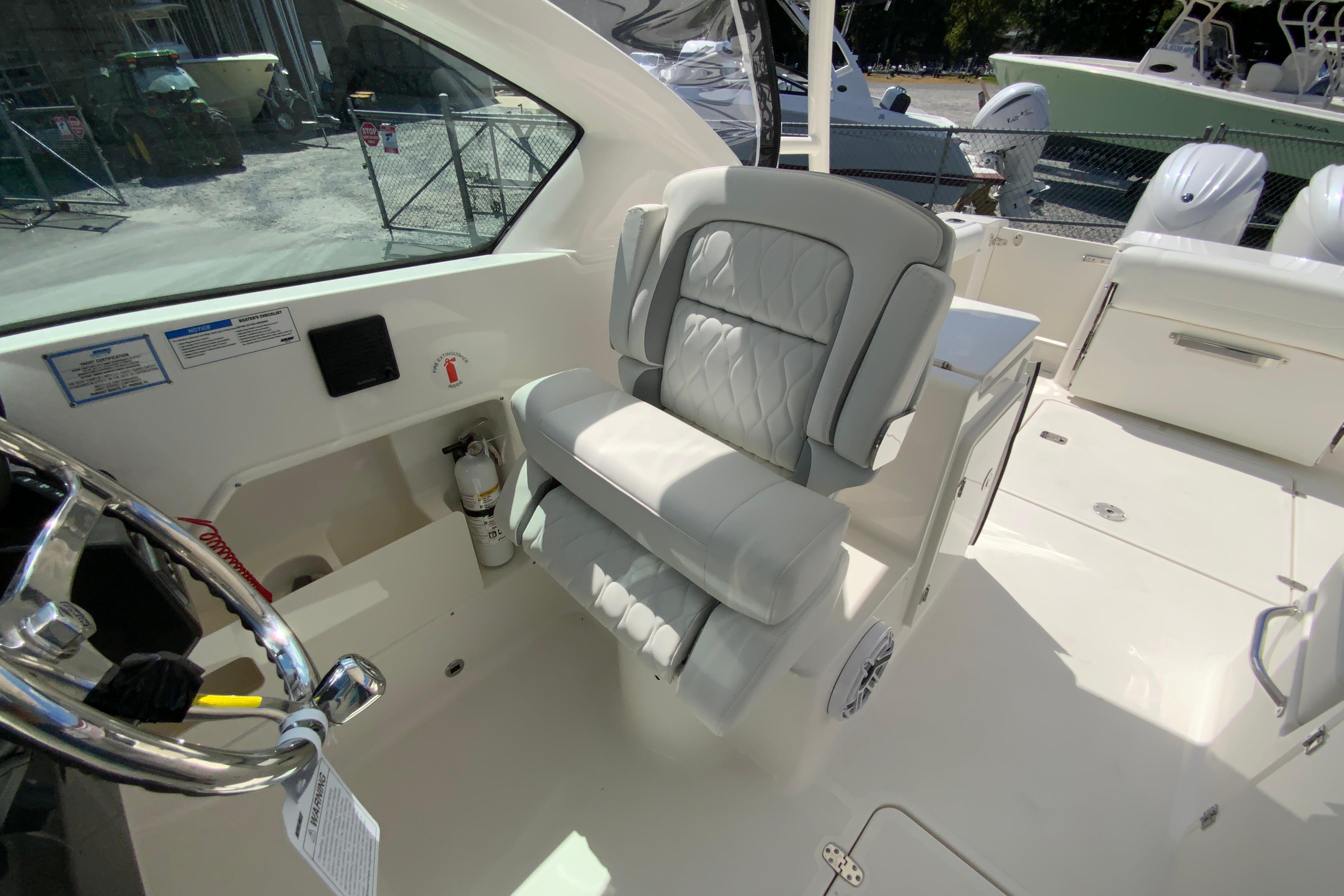 2026 Pursuit DC 266 Dual Console-31