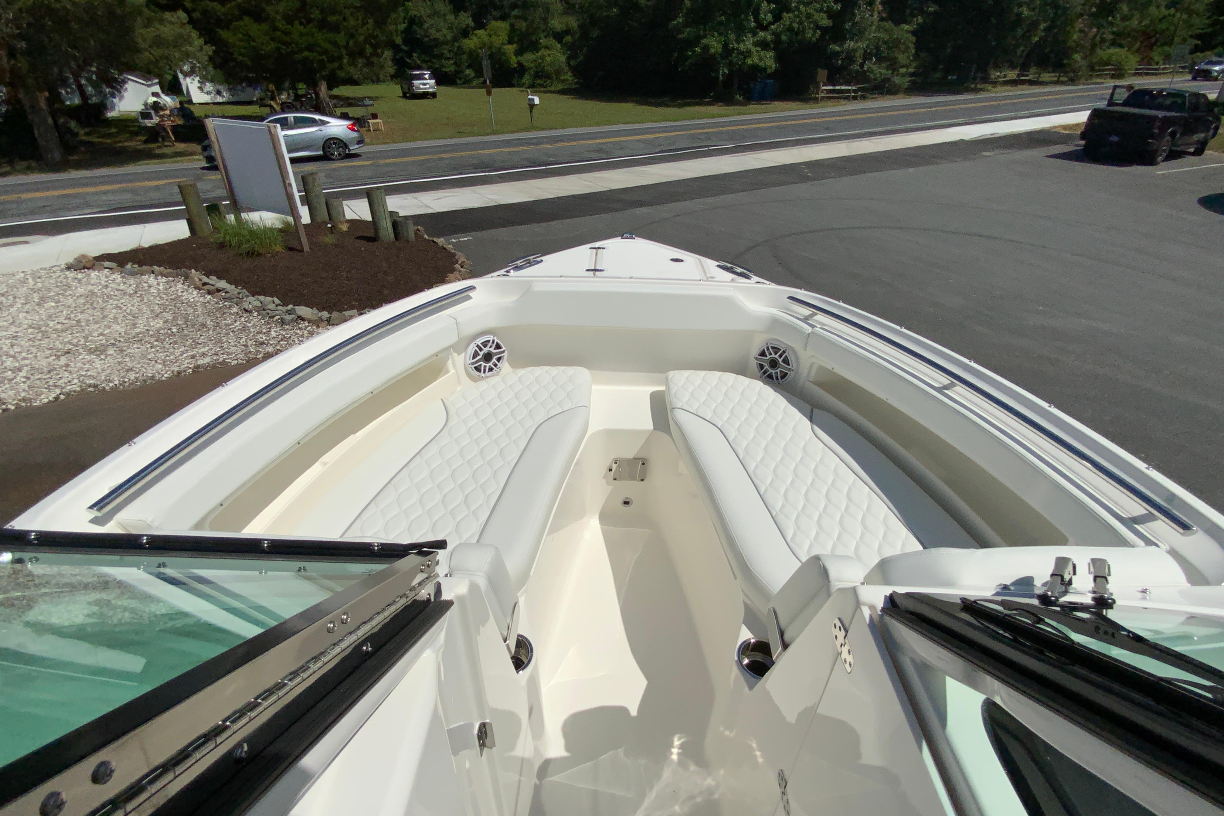2026 Pursuit DC 266 Dual Console-36