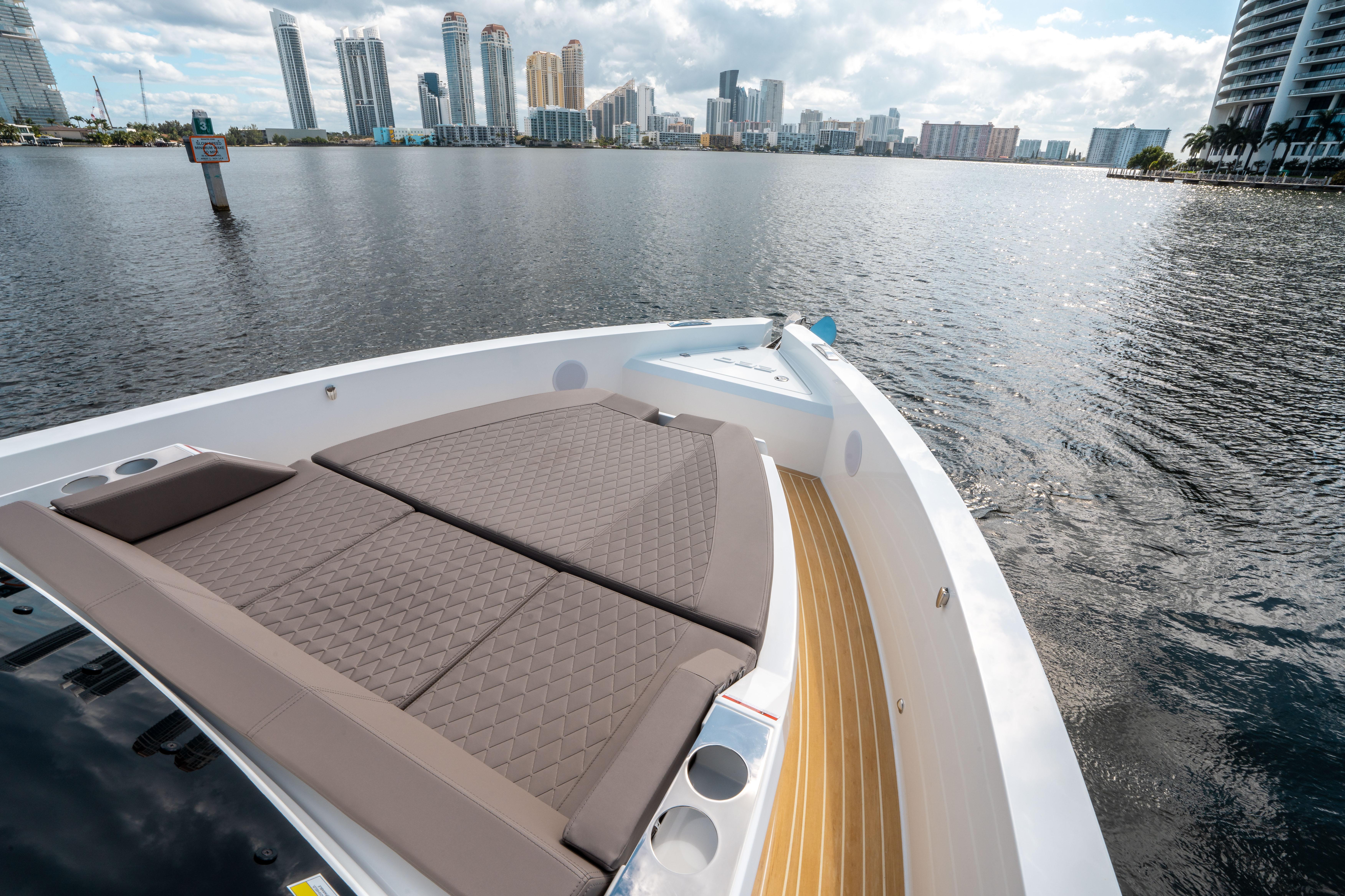 De Antonio Yachts-D32 OPEN 2025 -FL-US-9495127 | Thumbnail
