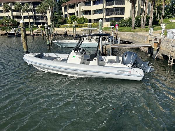 2021 Northstar Orion 7-Port profile on the water.