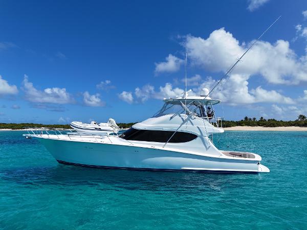 2011 Hatteras GT60