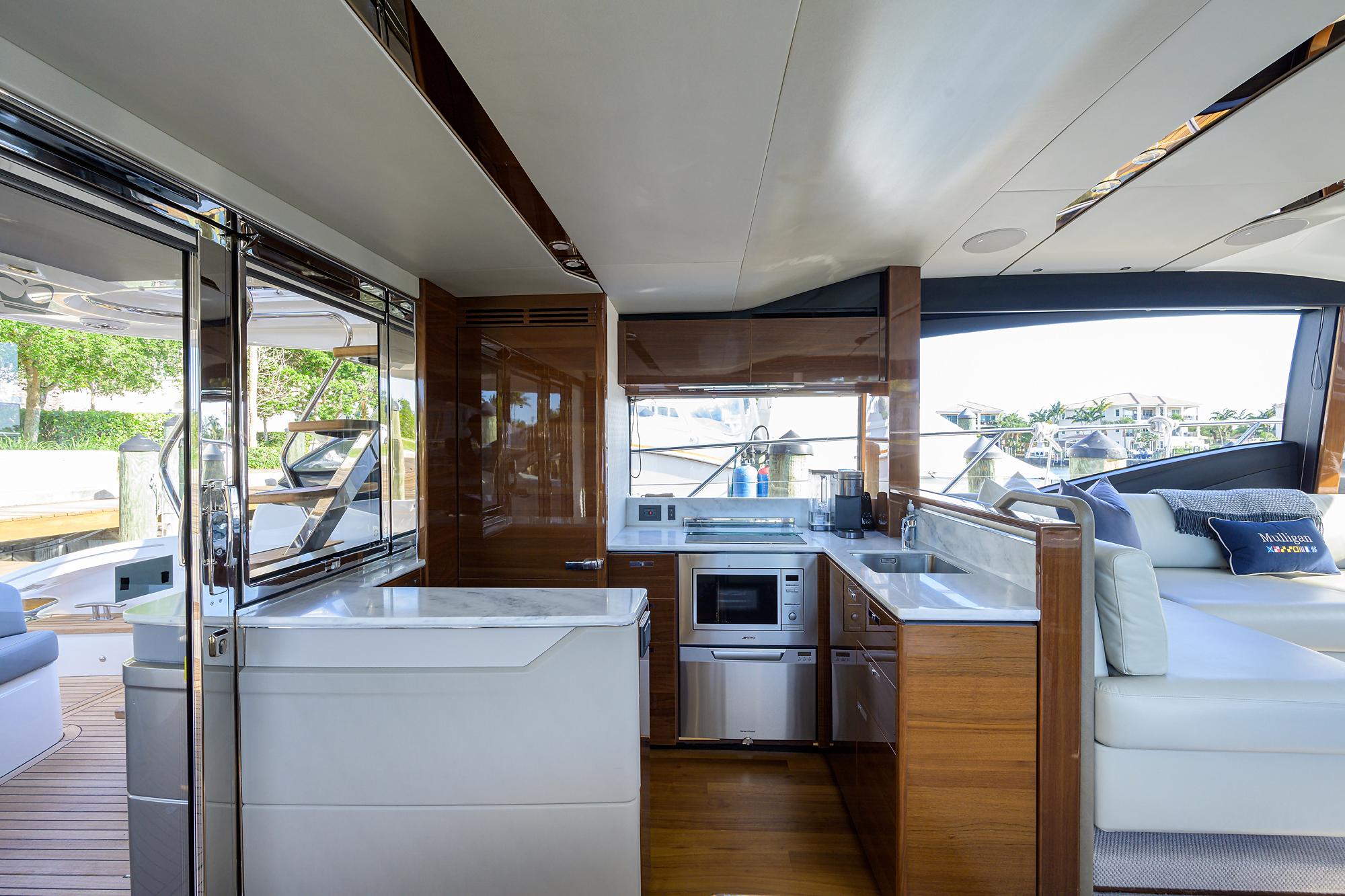 Princess 60 SB Mulligan - Galley