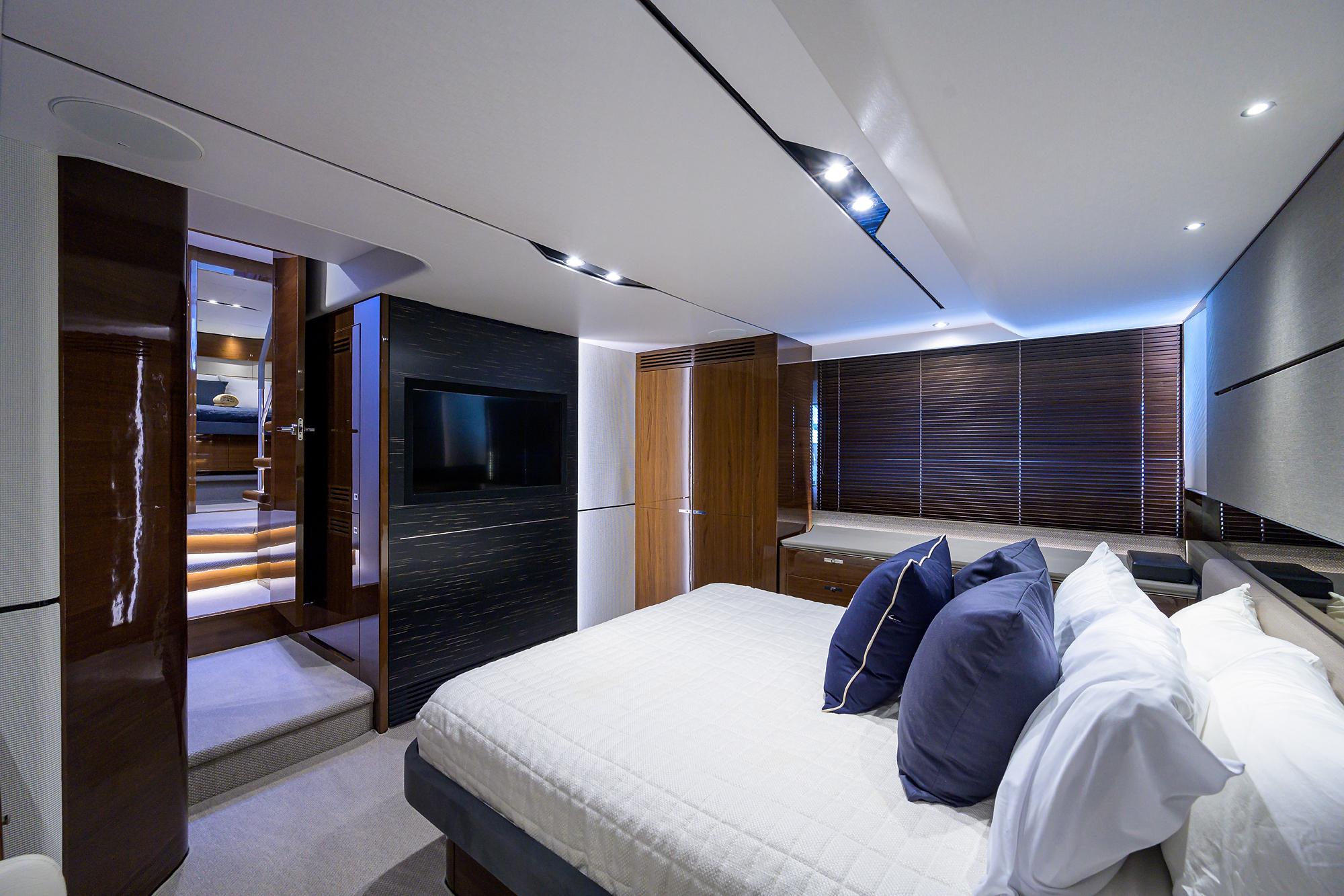 Princess 60 SB Mulligan - Master Stateroom