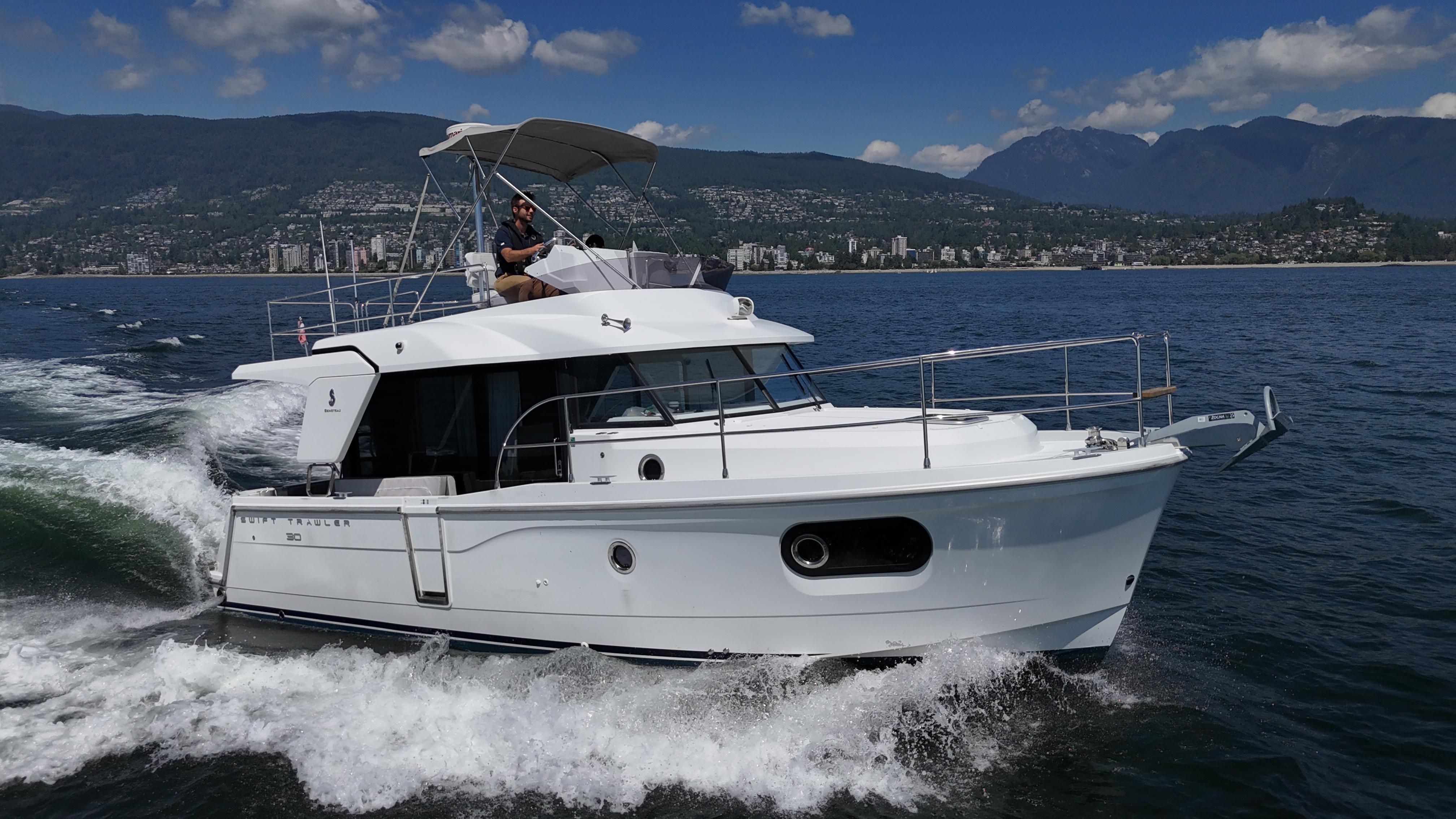 32.75′ Beneteau 2017