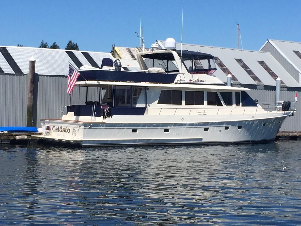 1998 Offshore cockpit motoryacht