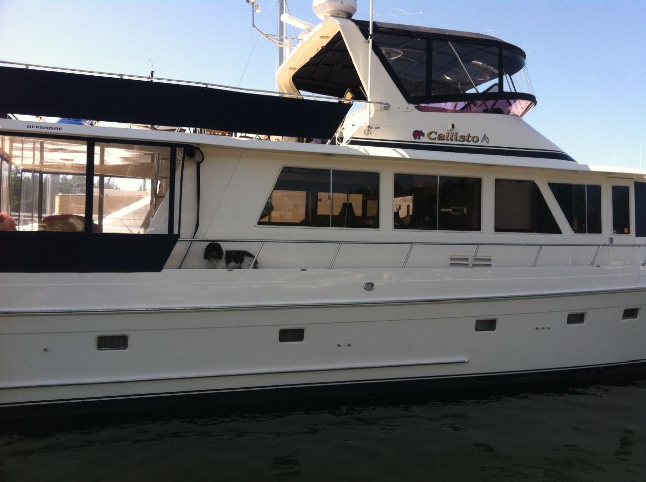 1998 Offshore cockpit motoryacht