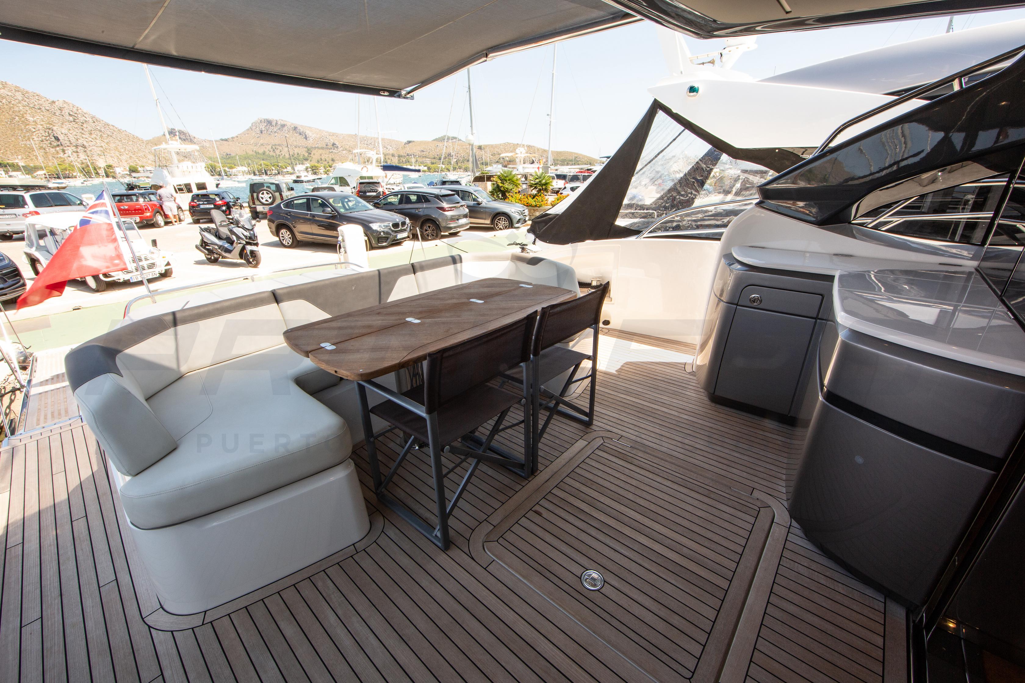 2021 Princess V60 Moonfleet