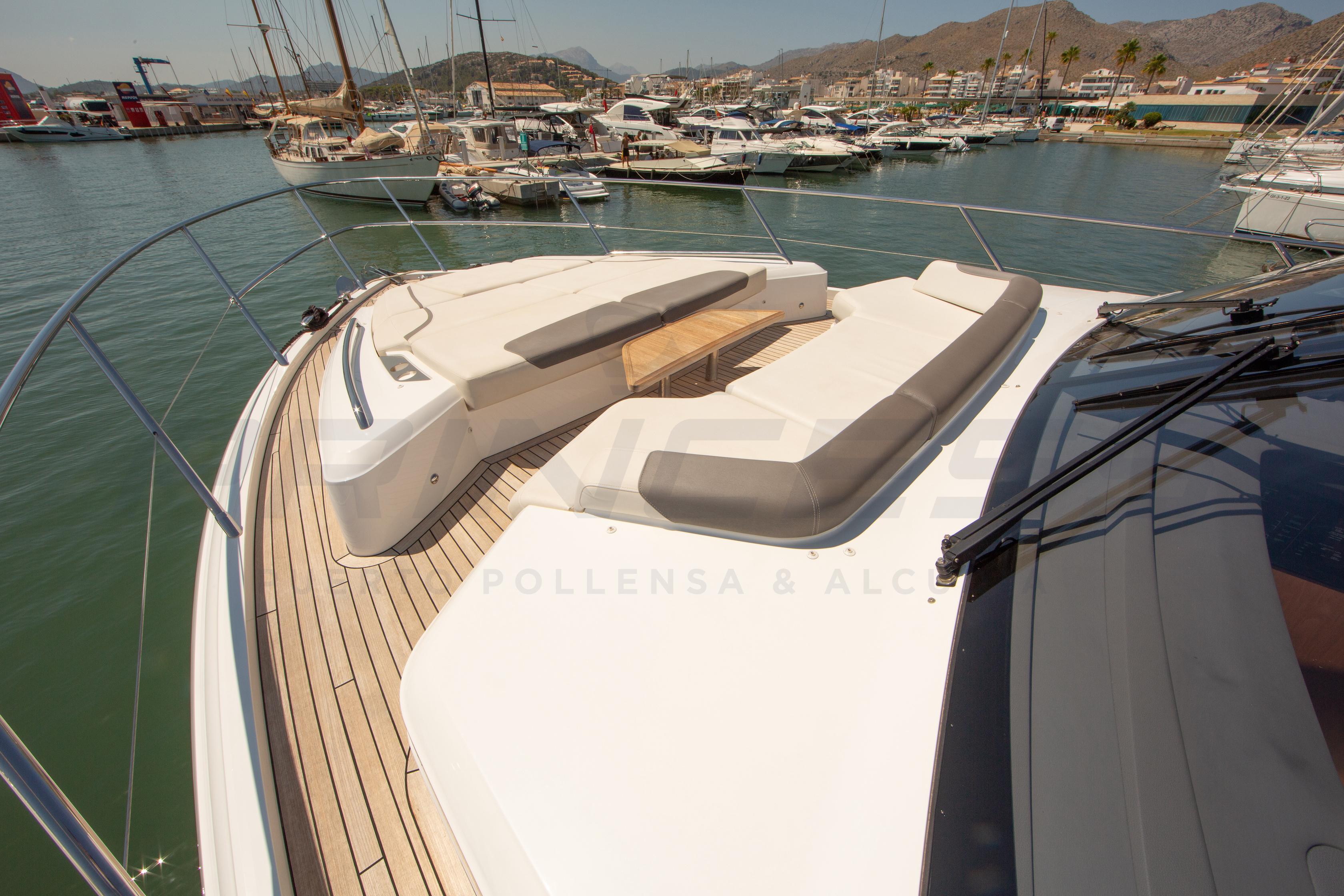 2021 Princess V60 Moonfleet