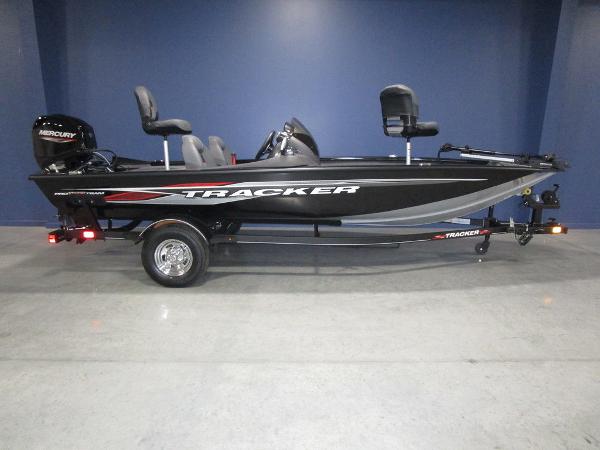 2022 Tracker Boats boat for sale, model of the boat is Pro Team 175 TXW® & Image # 6 of 44