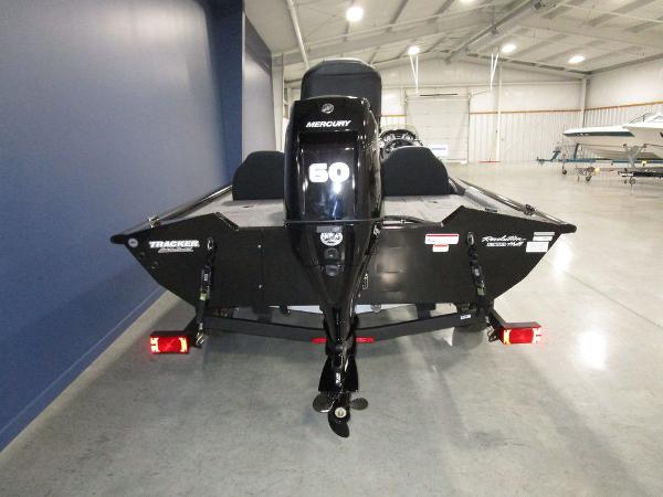 2022 Tracker Boats boat for sale, model of the boat is Pro Team 175 TXW® & Image # 7 of 44