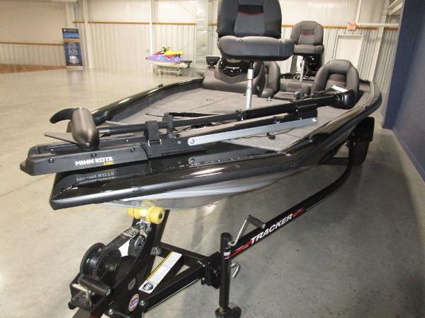 2022 Tracker Boats boat for sale, model of the boat is Pro Team 175 TXW® & Image # 9 of 44