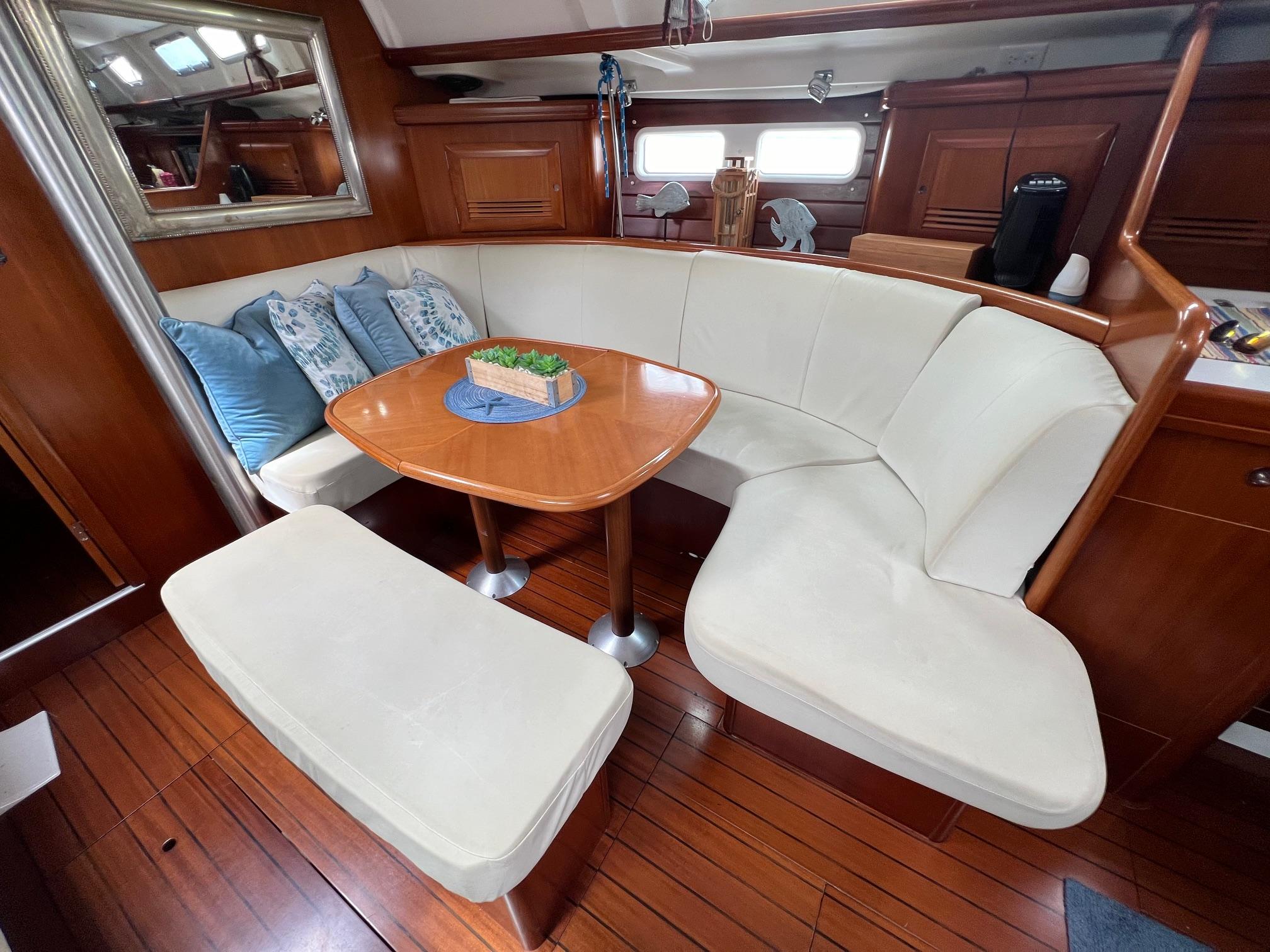Yacht Photos Pics