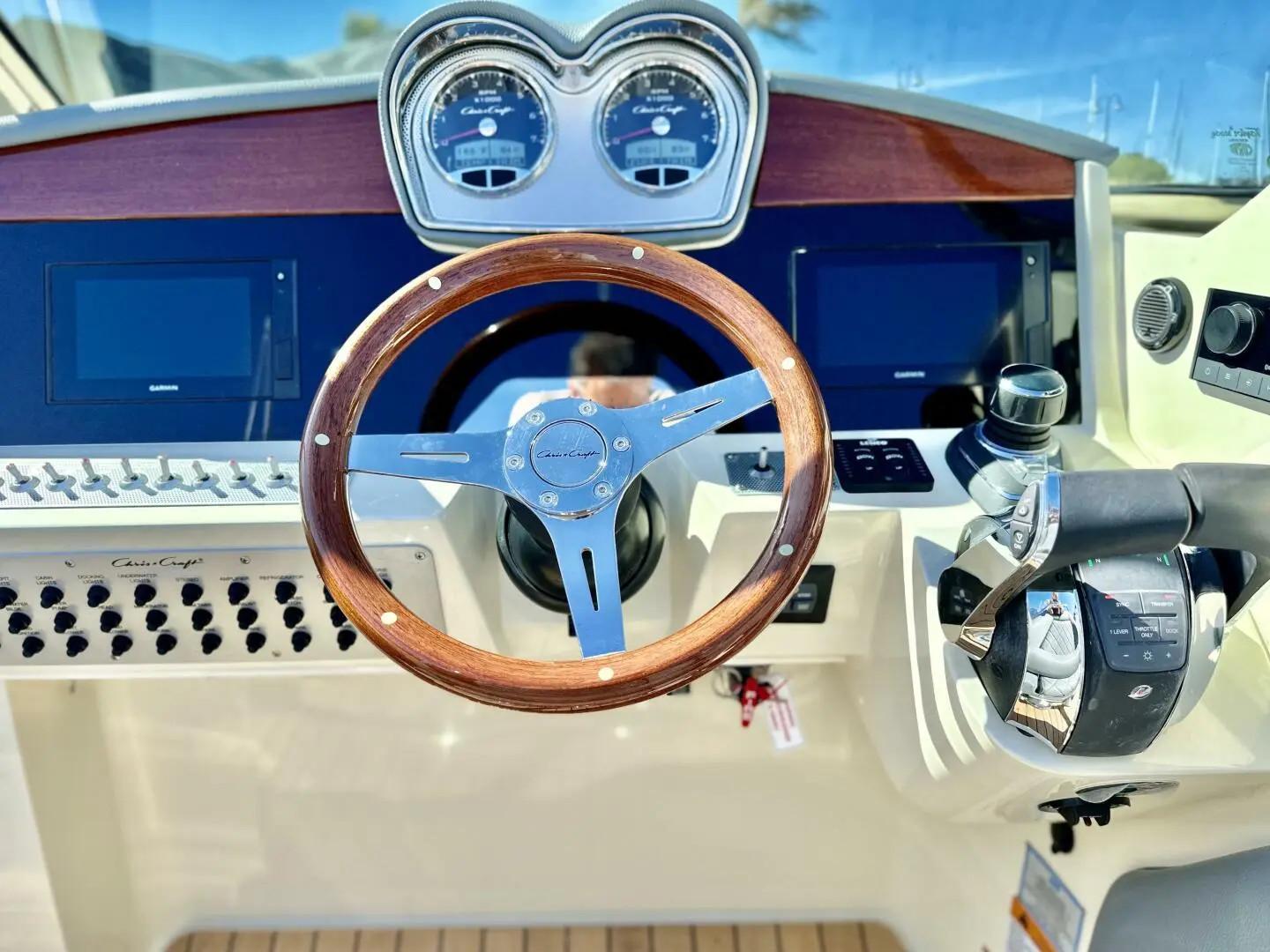 2021-Chris-Craft-Corsair-34