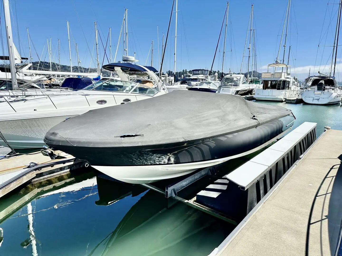 2021-Chris-Craft-Corsair-34