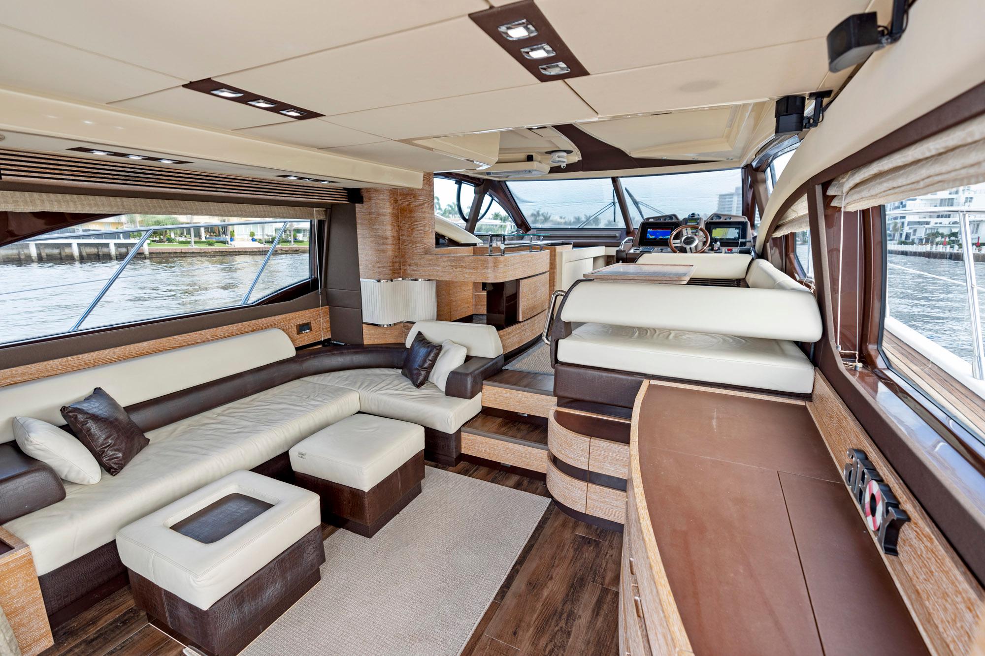 2012 Azimut 53 fly