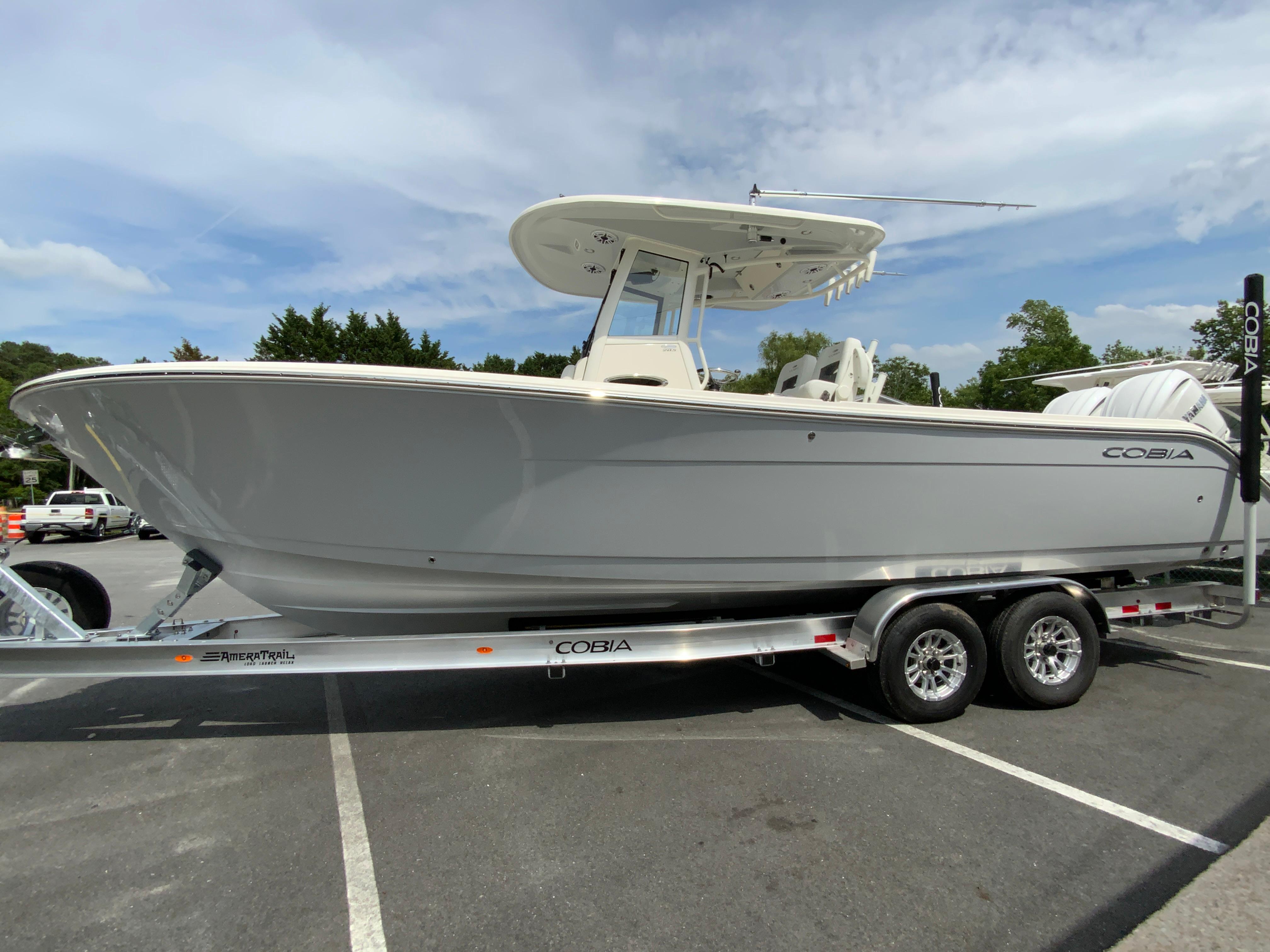 2025 Cobia 285 Center Console-6