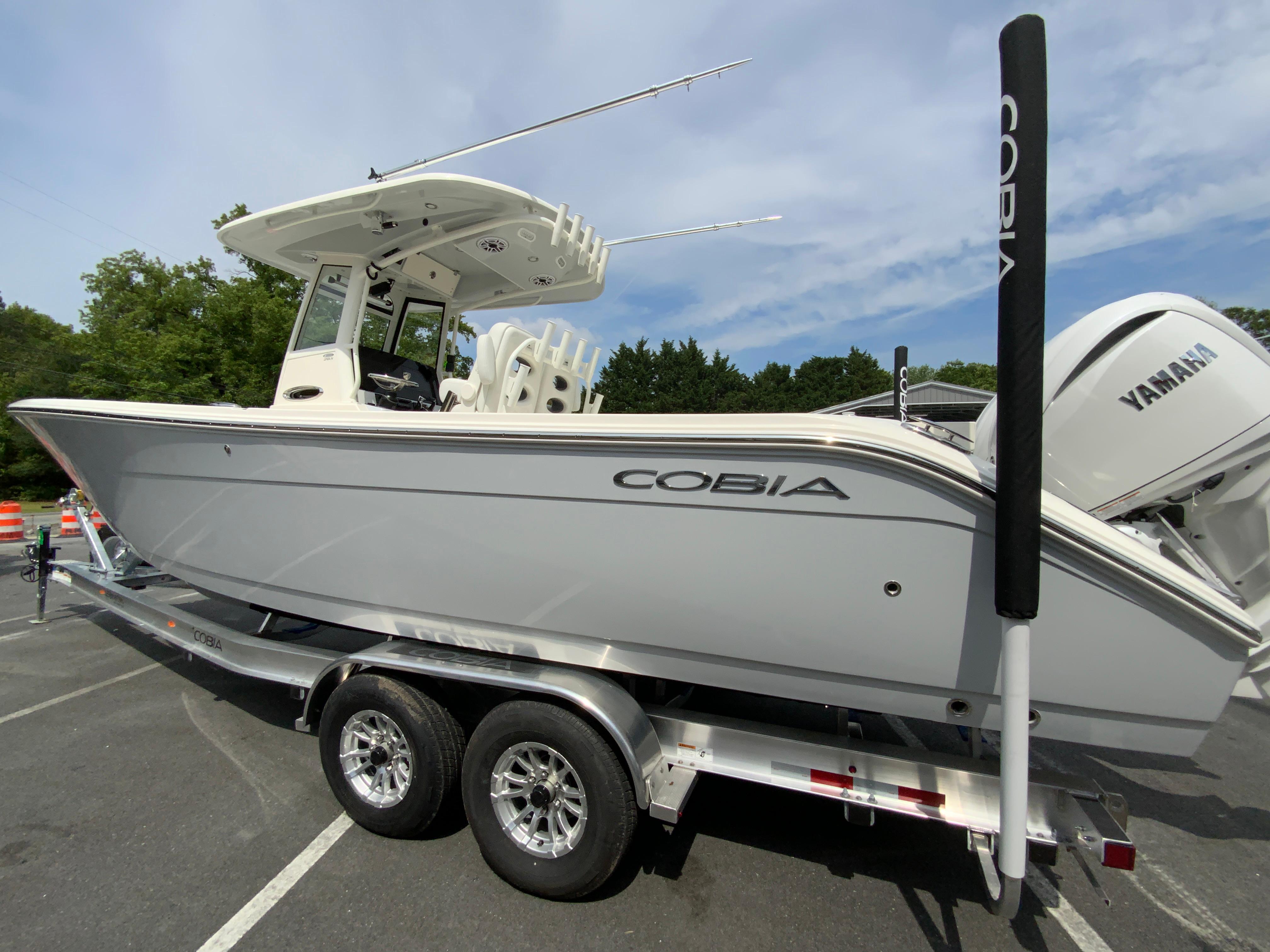 2025 Cobia 285 Center Console-7