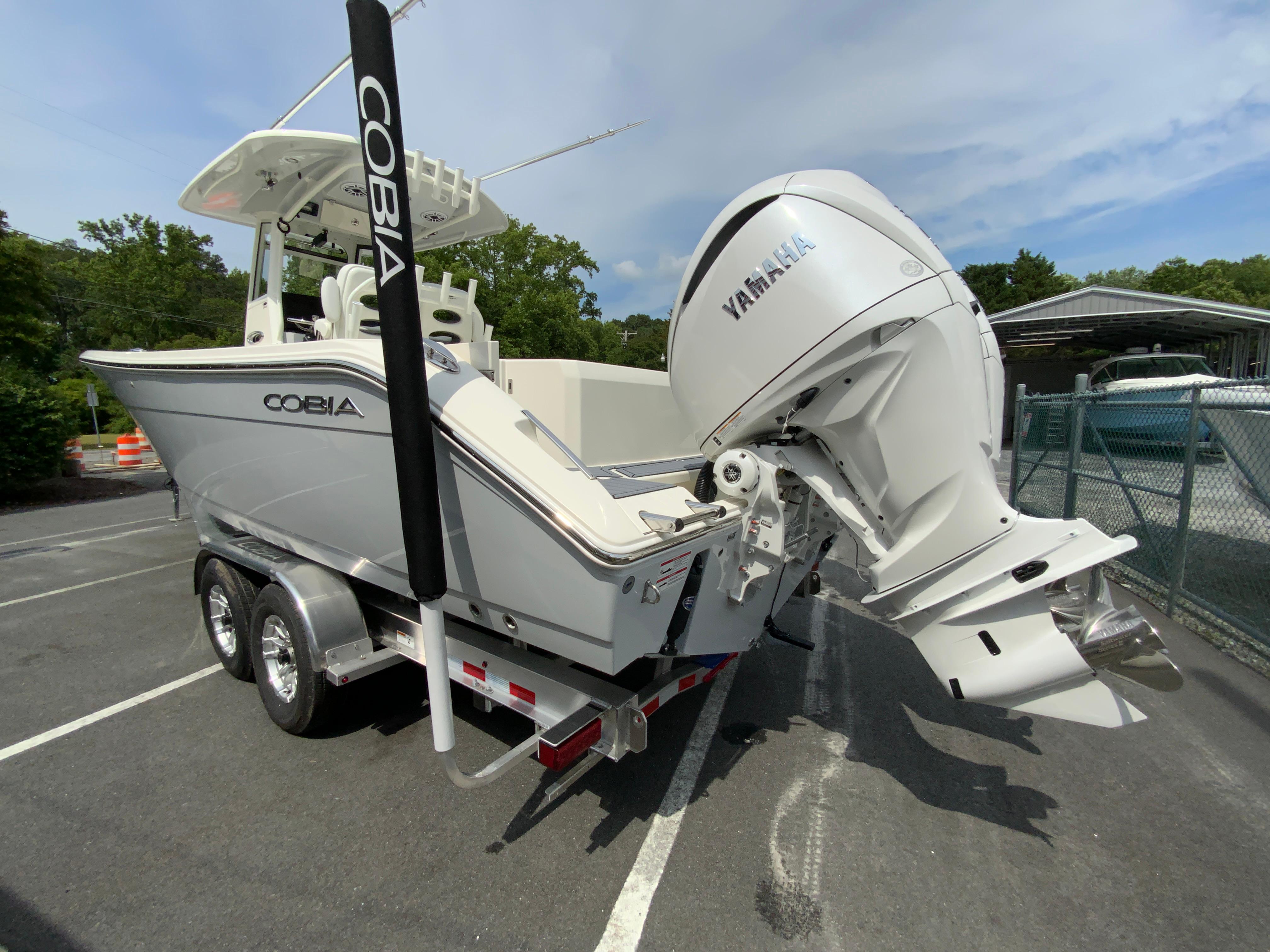 2025 Cobia 285 Center Console-8