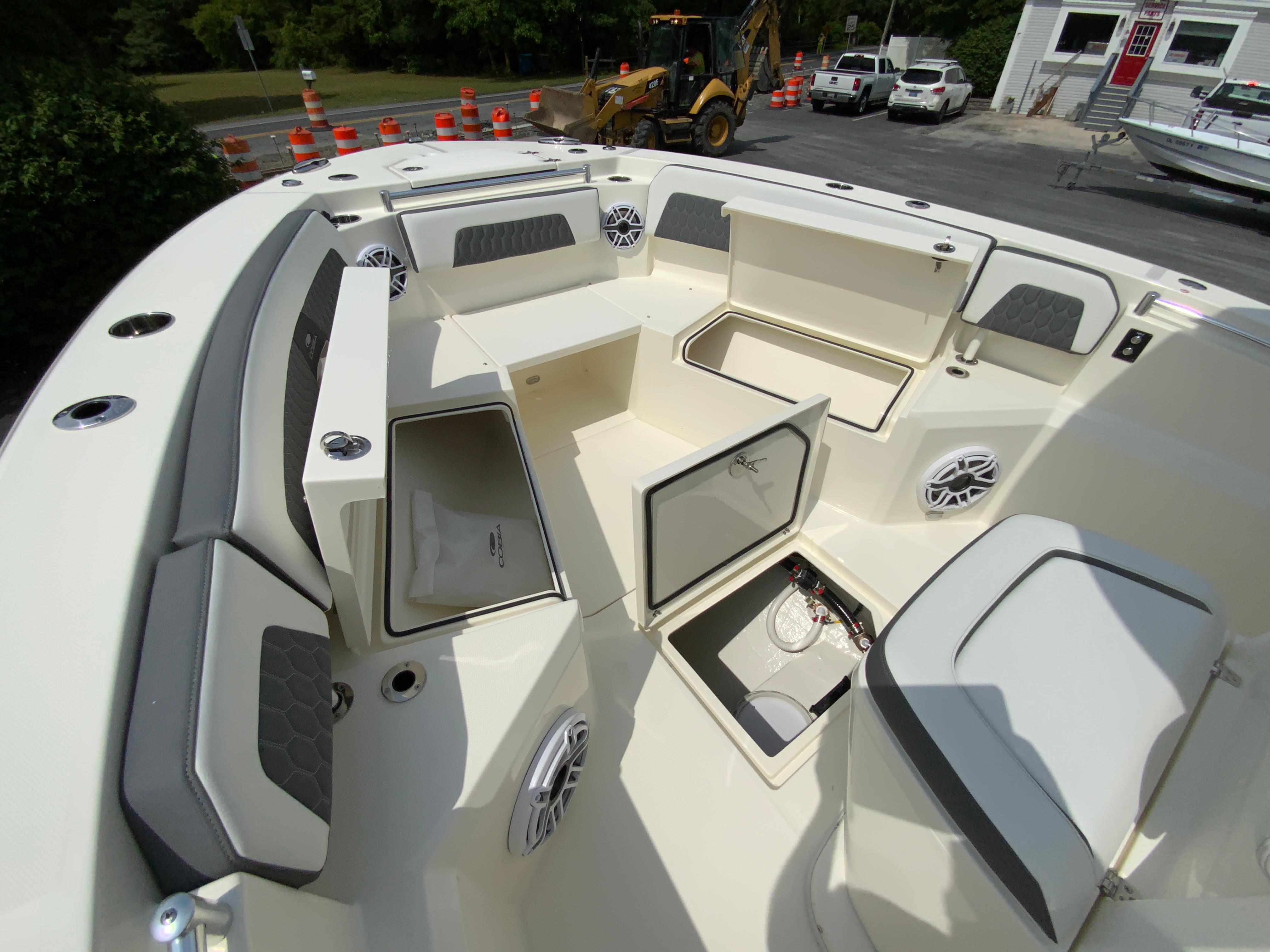 2025 Cobia 285 Center Console-21