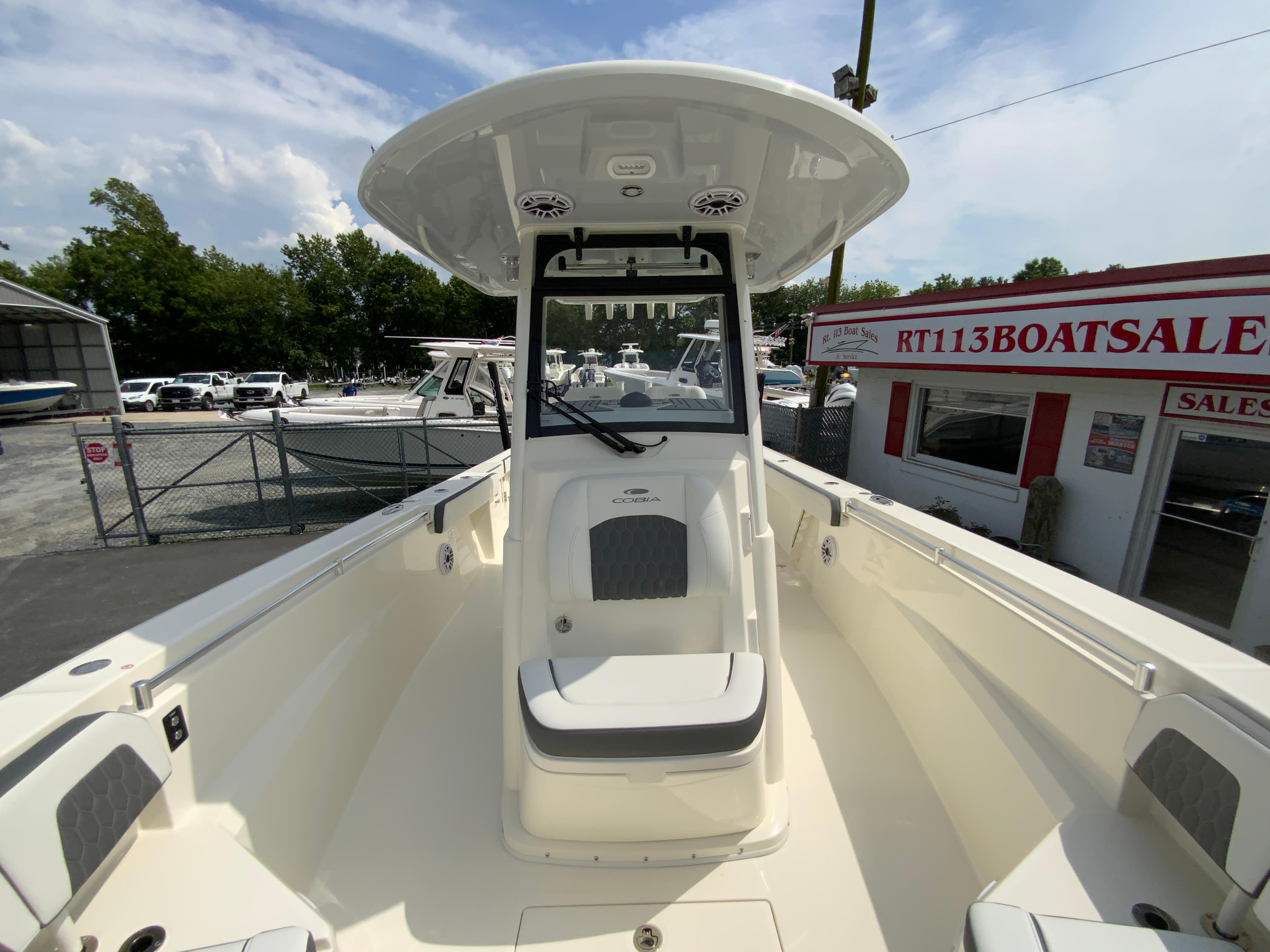 2025 Cobia 285 Center Console-28