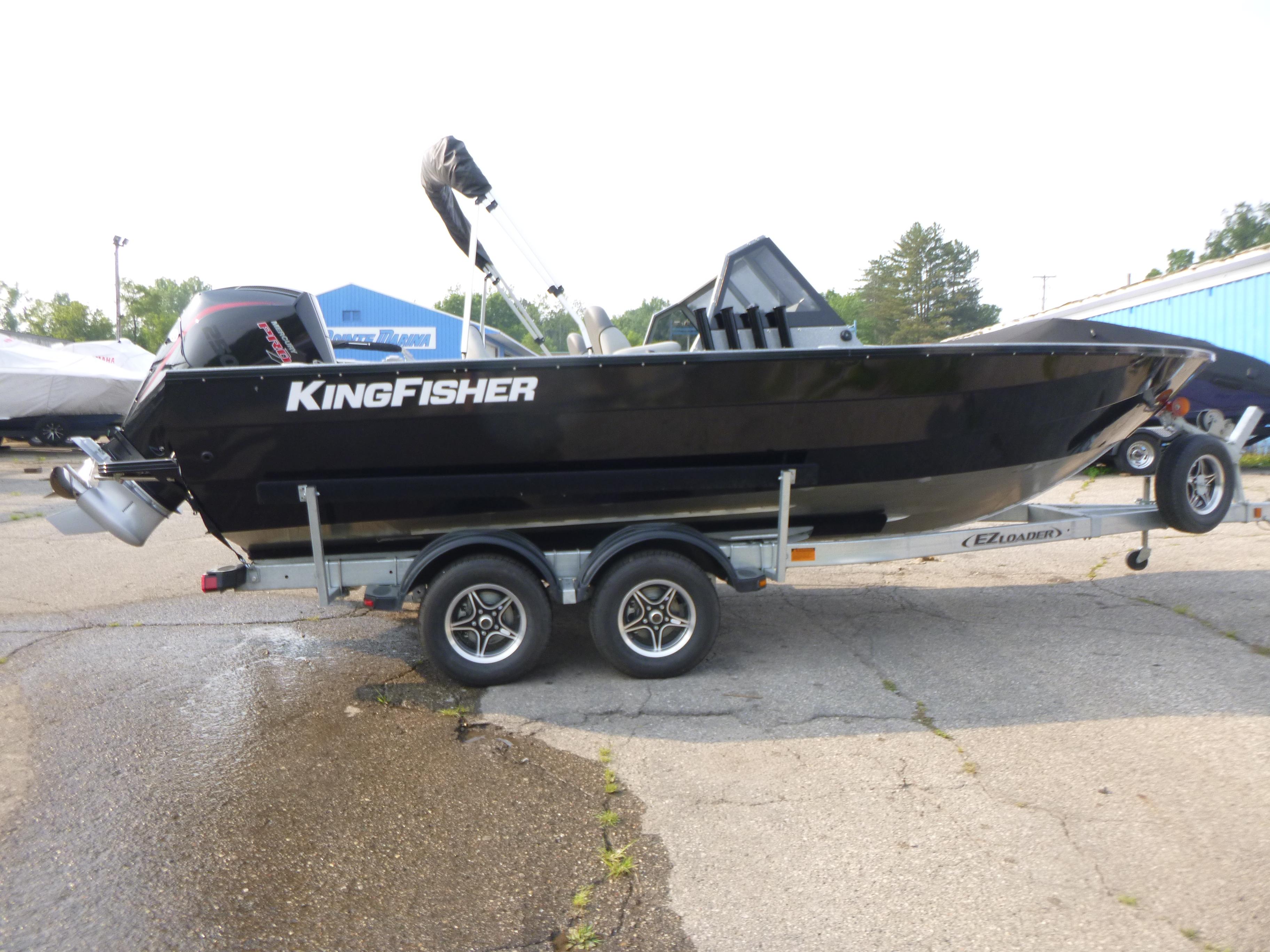 2025 KingFisher 2125 Arrow Sport Gallery