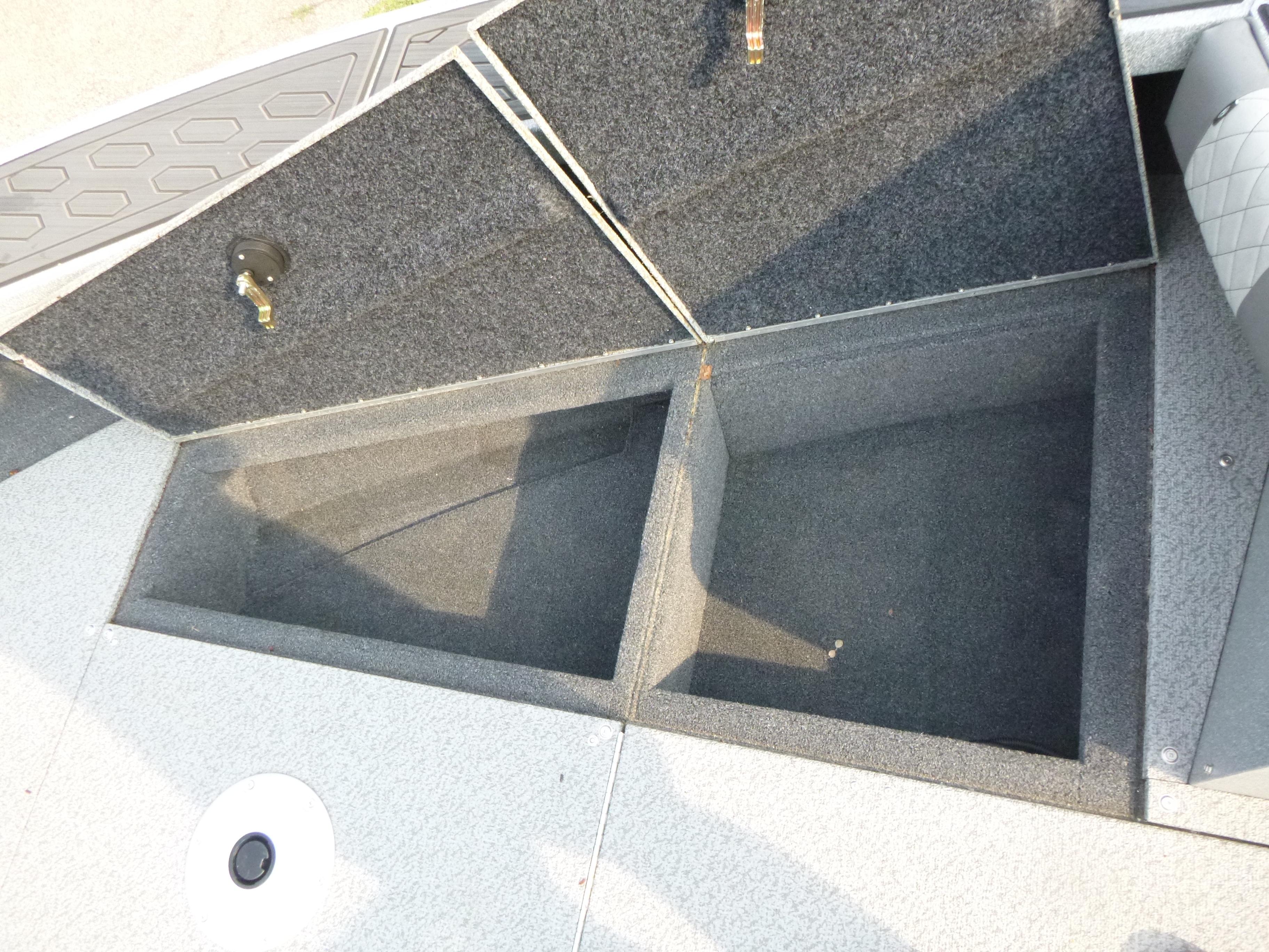 2025 KingFisher 2125 Arrow Sport Gallery