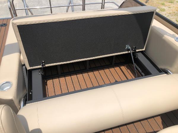 2021 Bentley boat for sale, model of the boat is 223 Elite Swingback & Image # 28 of 30