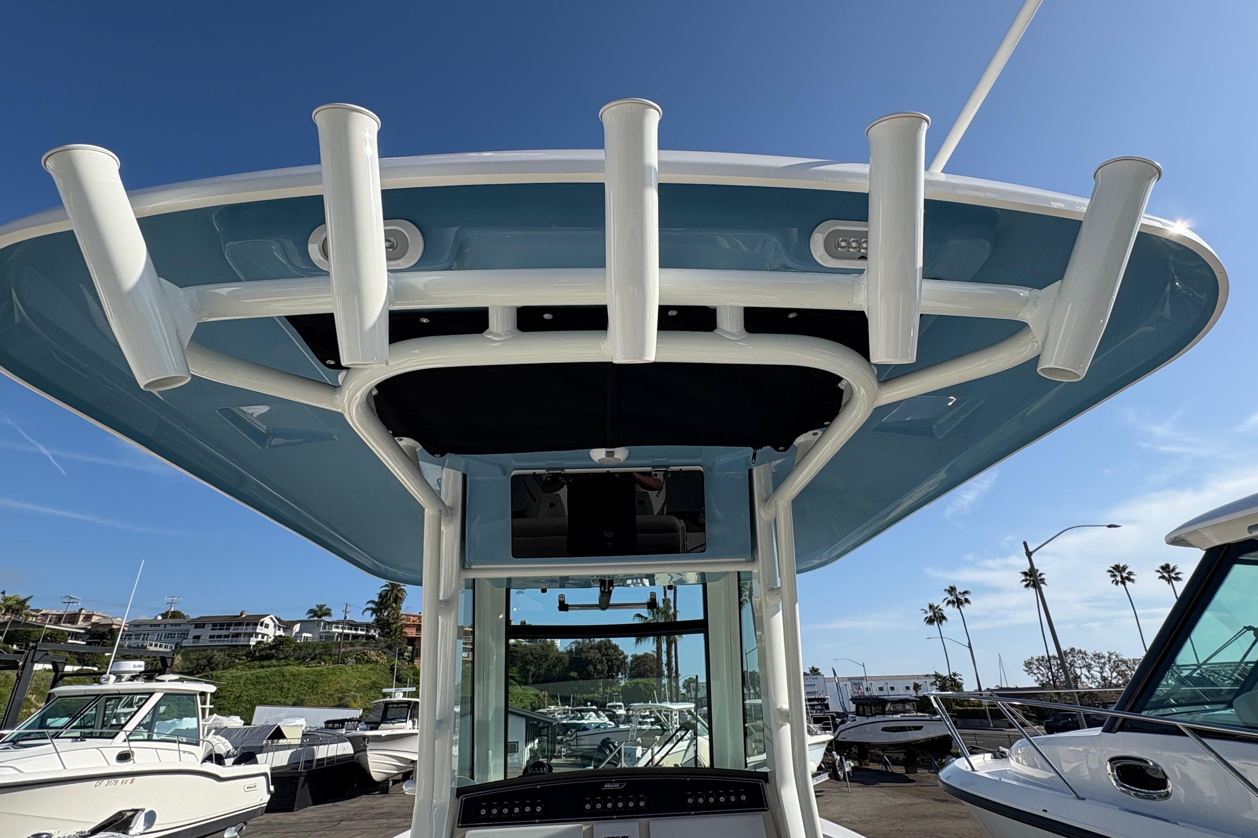 2026 Boston Whaler 280 Outrage #BW0439K inventory image at Sun Country Marine Group, Newport Beach