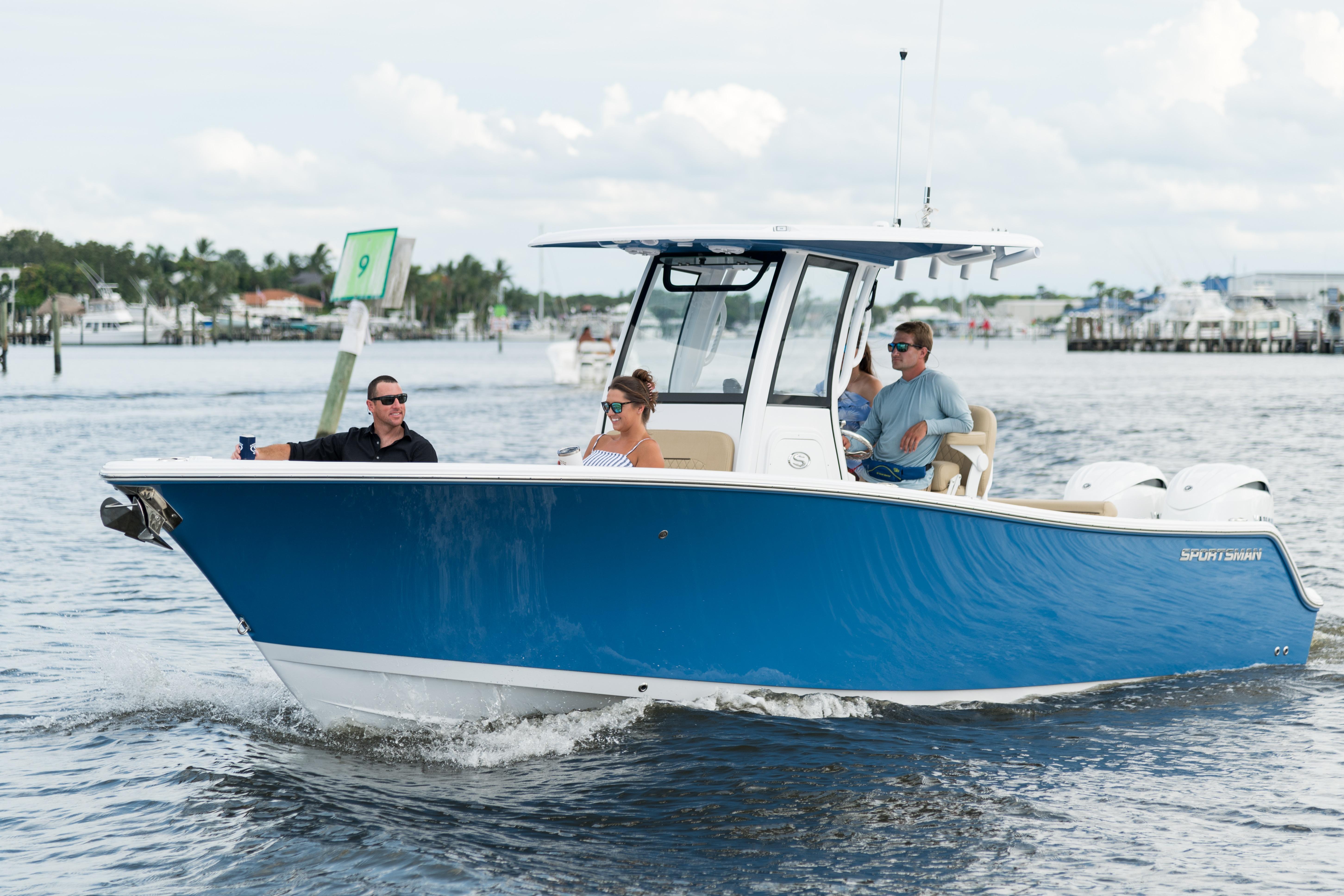 2026 Sportsman Open 252 Center Console