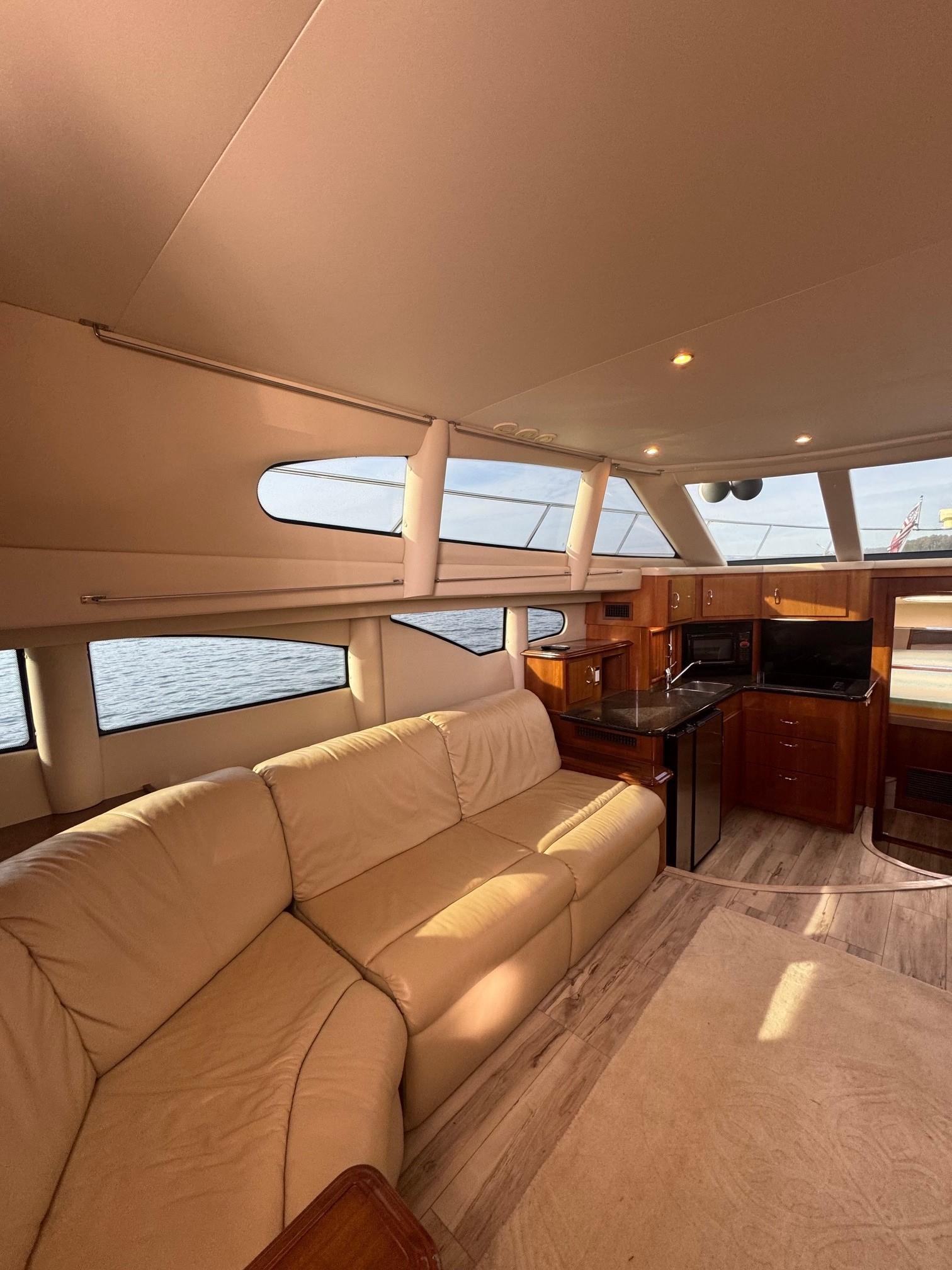 2005-carver-39-motor-yacht-power-9695152-20250226130108261-1_XLARGE