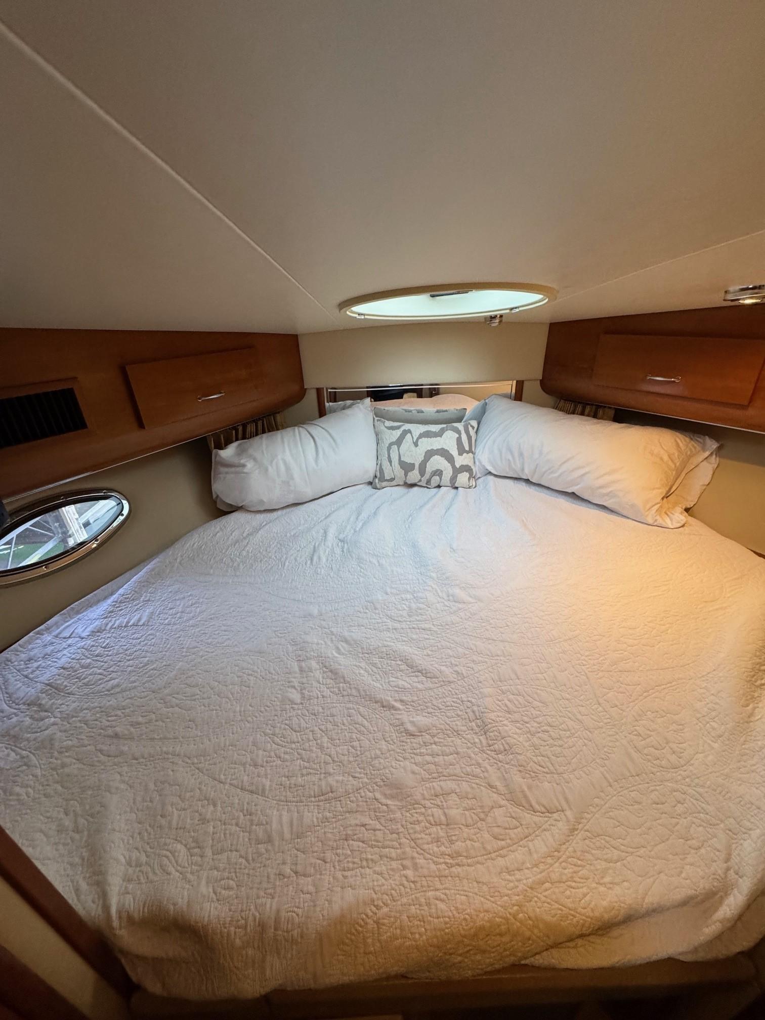 2005-carver-39-motor-yacht-power-9695152-20250226130145230-1_XLARGE