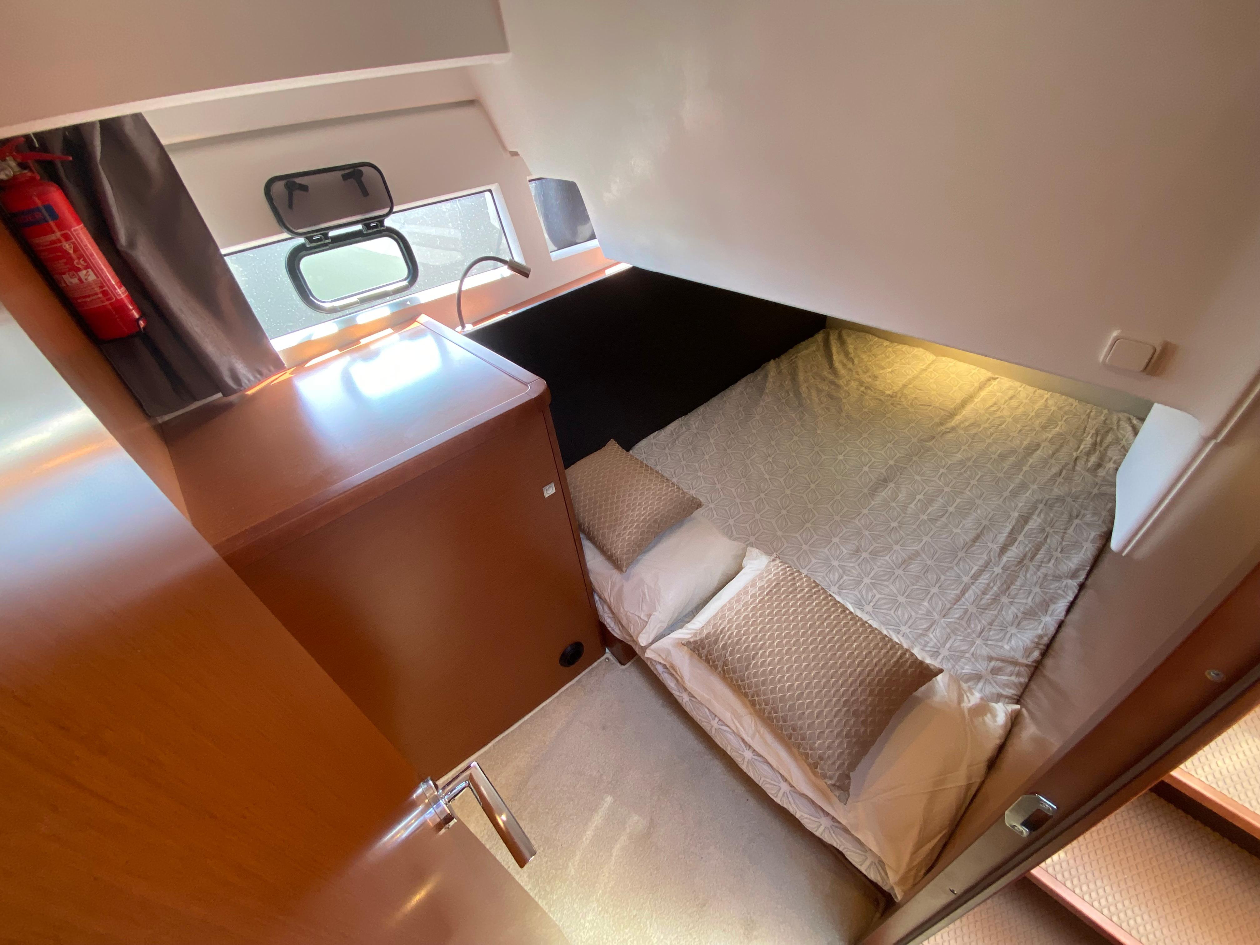 2016 Jeanneau NC 11