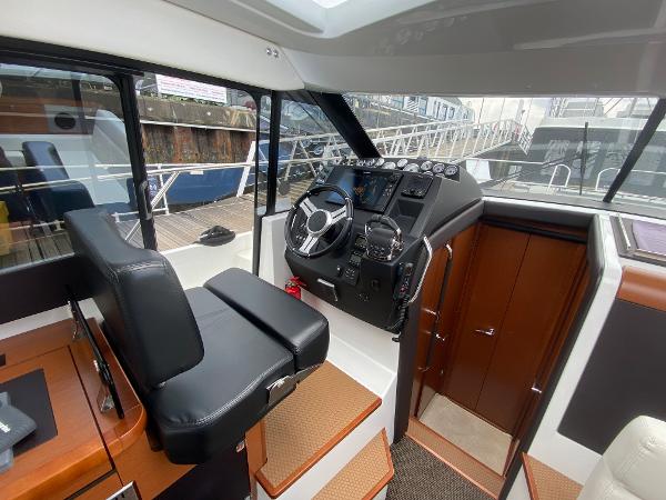 2016 Jeanneau NC 11