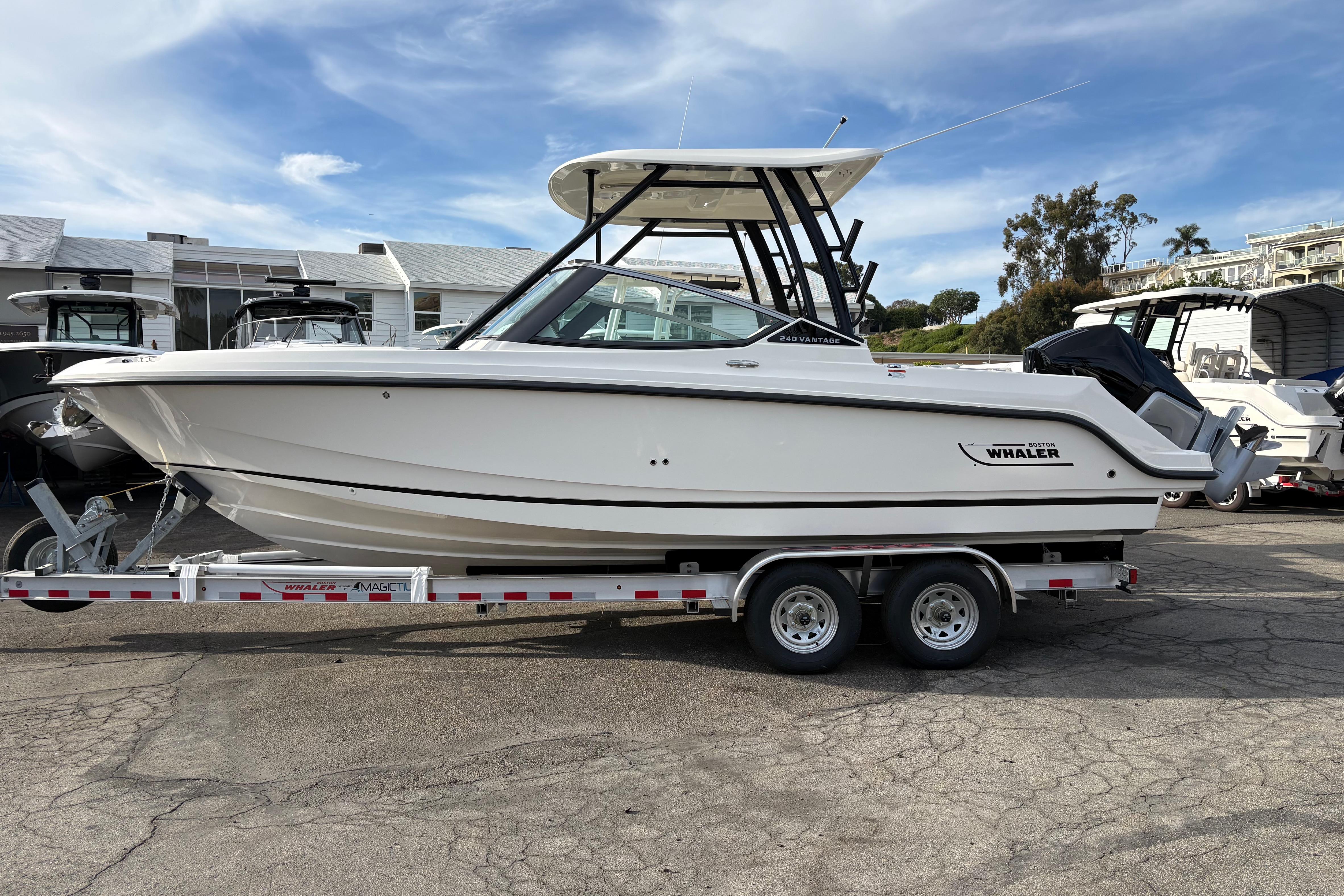 2026 Boston Whaler 240 Vantage #BW0449K inventory image at Sun Country Marine Group, Newport Beach