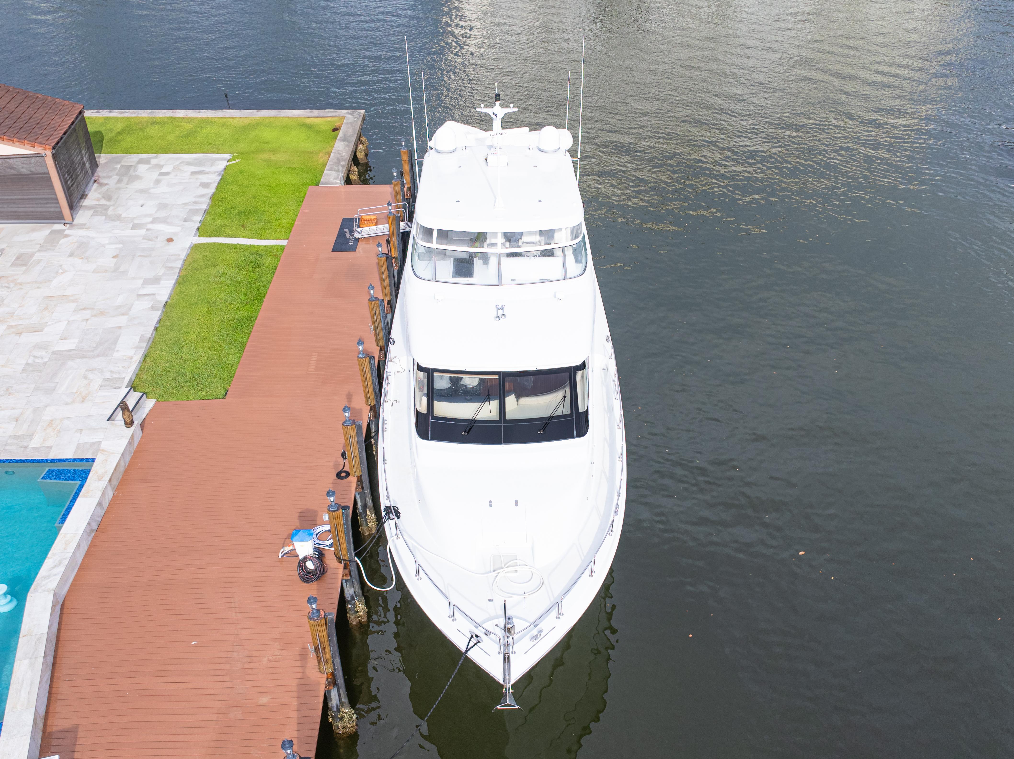 Hatteras-80 Motor Yacht 2005-Corporate Approved 2 FL-US-9745161 | Thumbnail