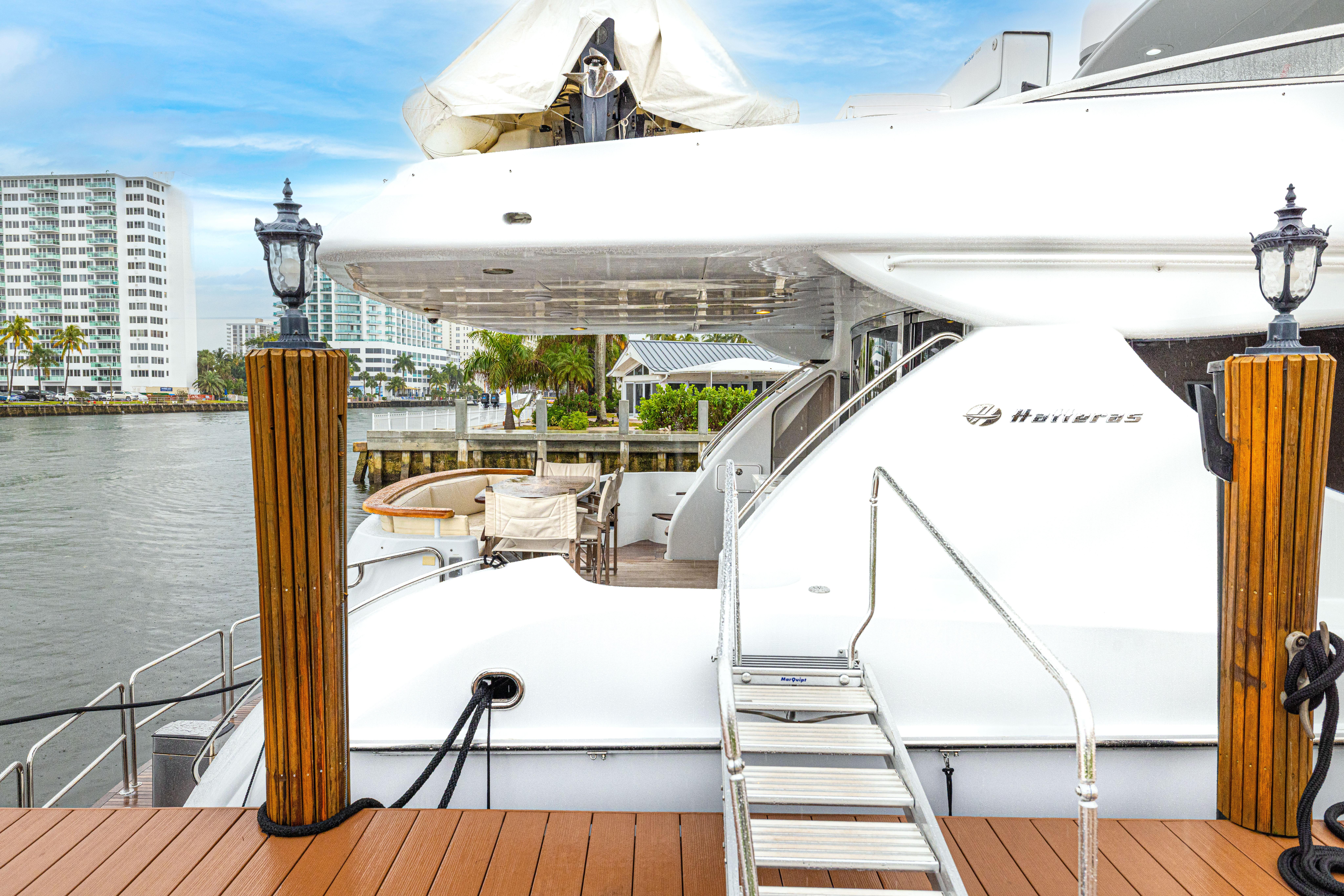 Hatteras-80 Motor Yacht 2005-Corporate Approved 2 FL-US-9745161 | Thumbnail