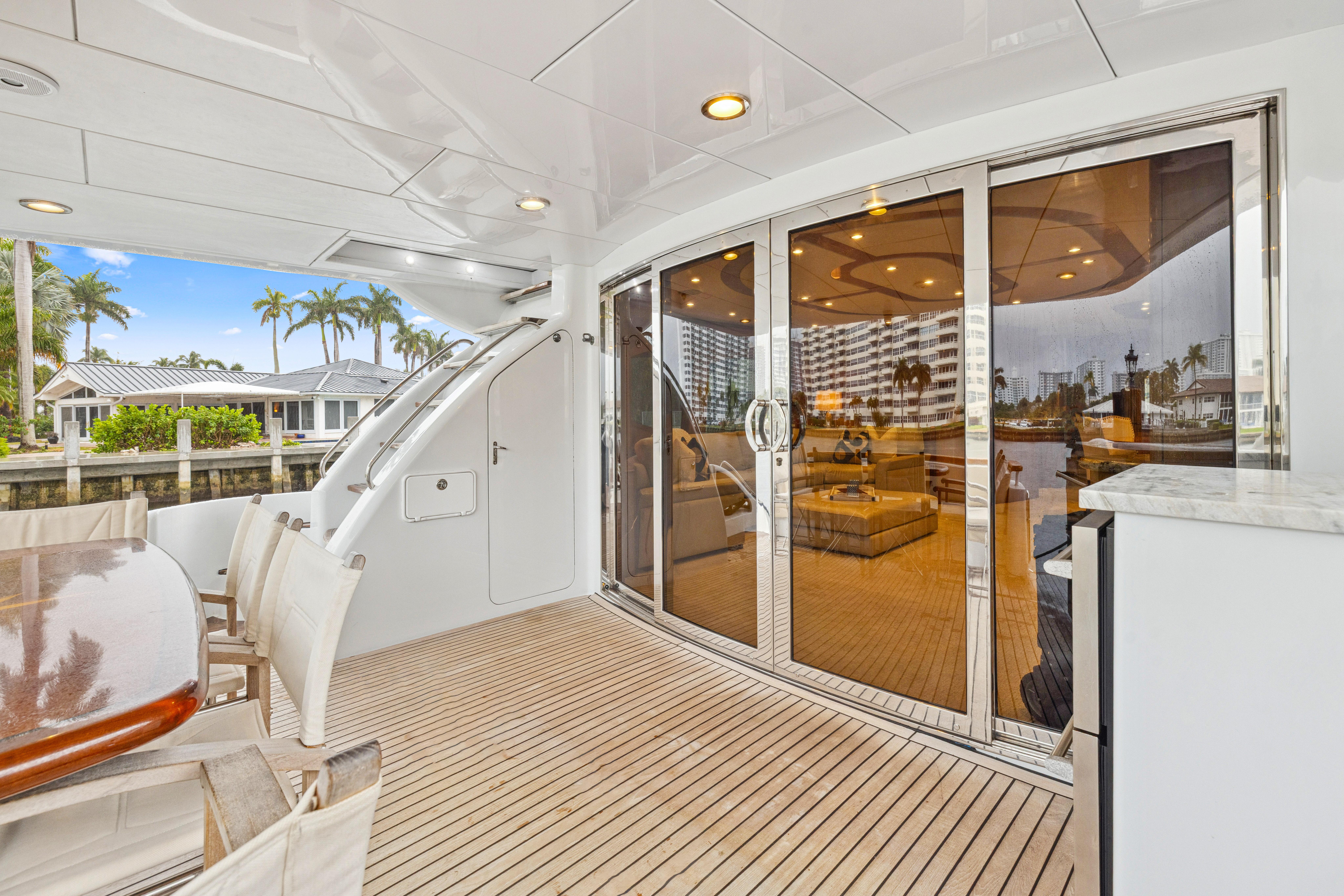 Hatteras-80 Motor Yacht 2005-Corporate Approved 2 FL-US-9745161 | Thumbnail