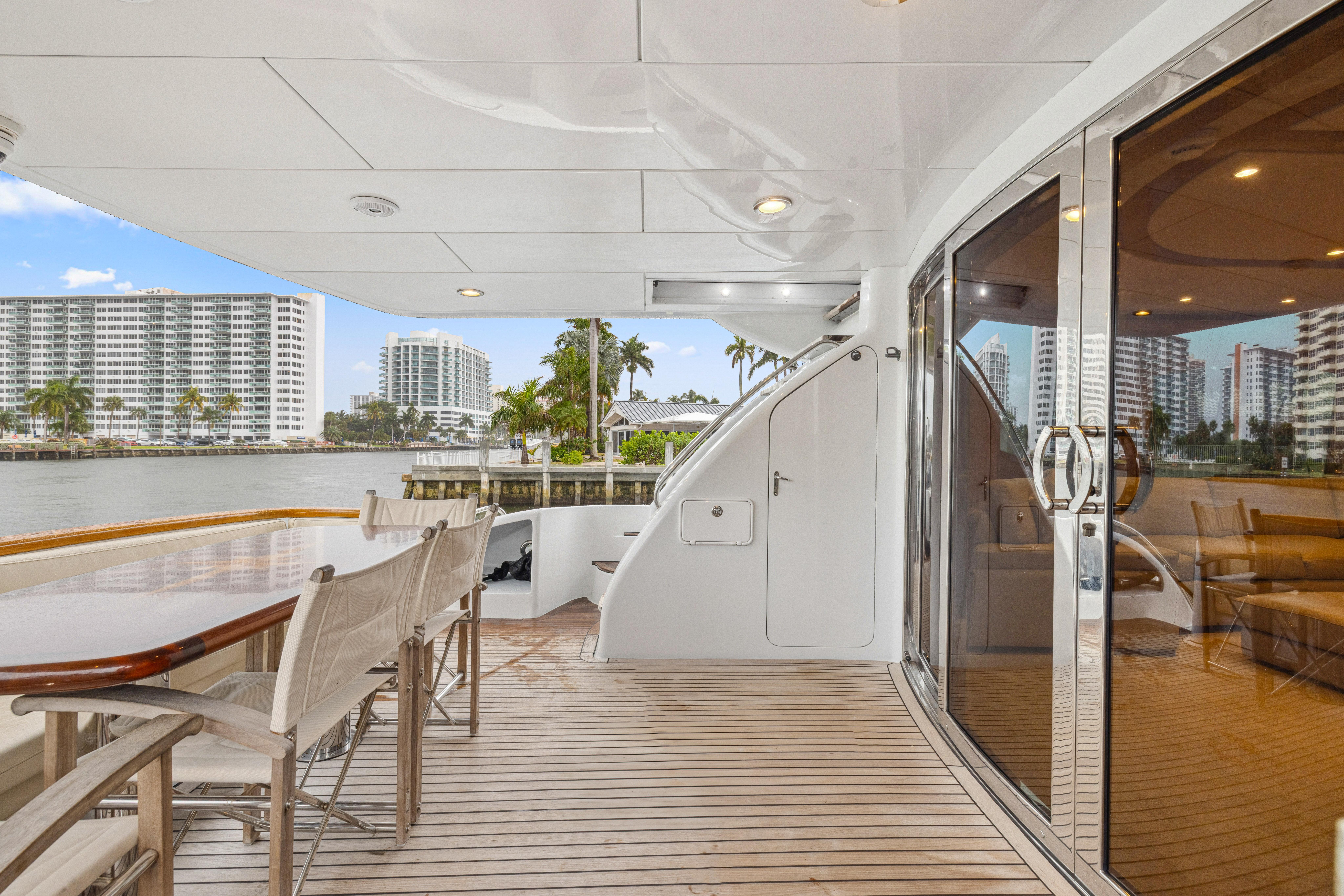 Hatteras-80 Motor Yacht 2005-Corporate Approved 2 FL-US-9745161 | Thumbnail