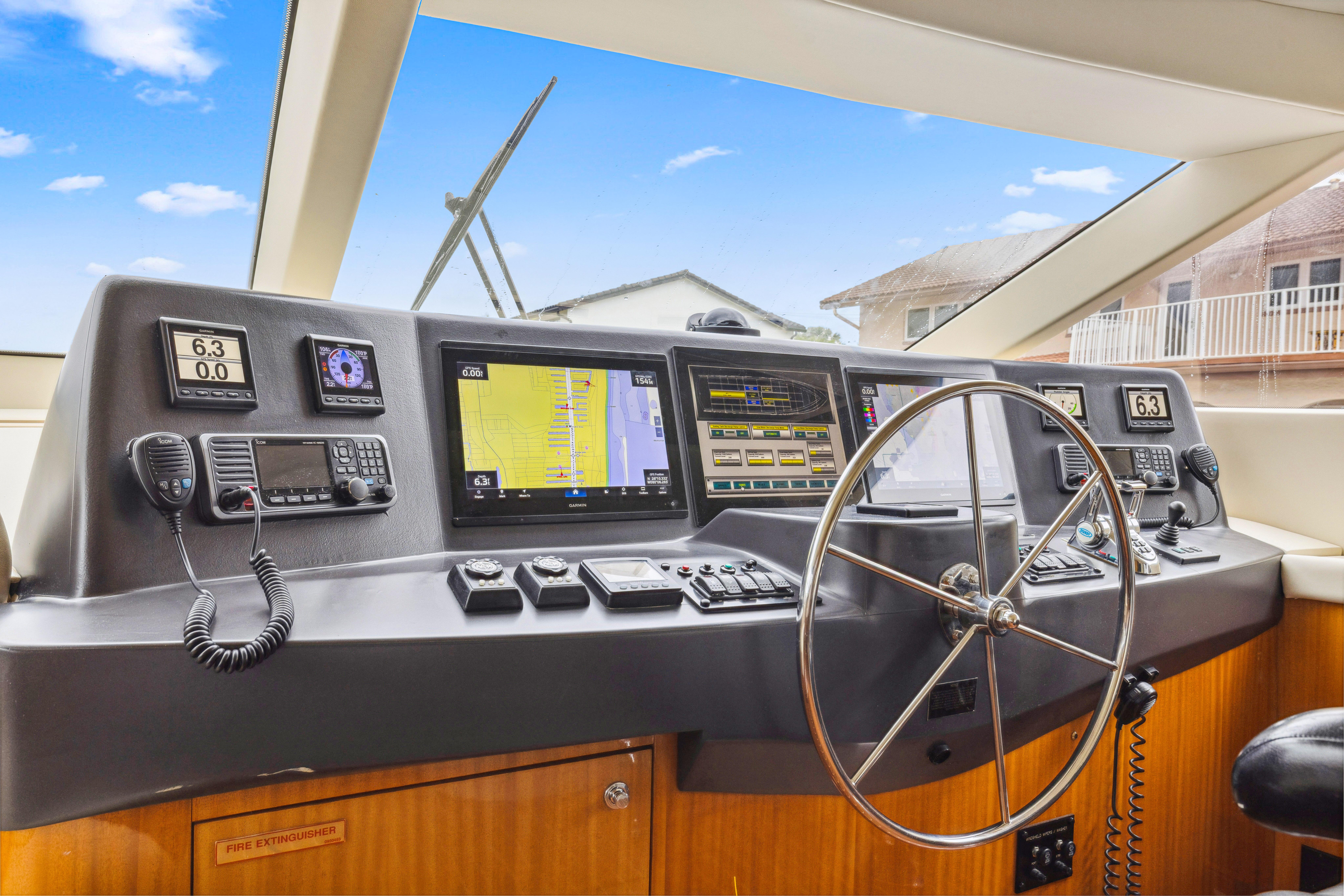 Hatteras-80 Motor Yacht 2005-Corporate Approved 2 FL-US-9745161 | Thumbnail