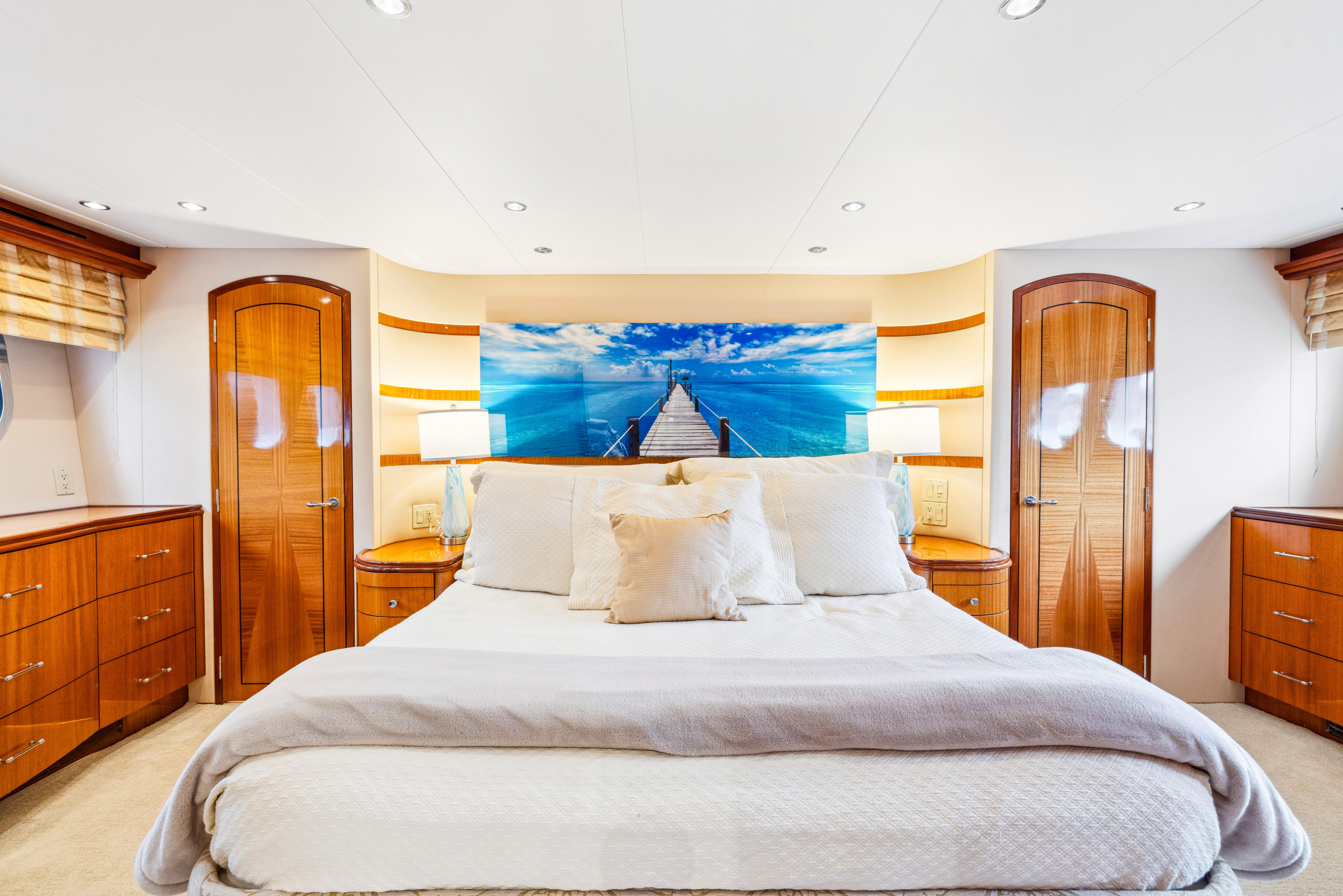 Hatteras-80 Motor Yacht 2005-Corporate Approved 2 FL-US-9745161 | Thumbnail