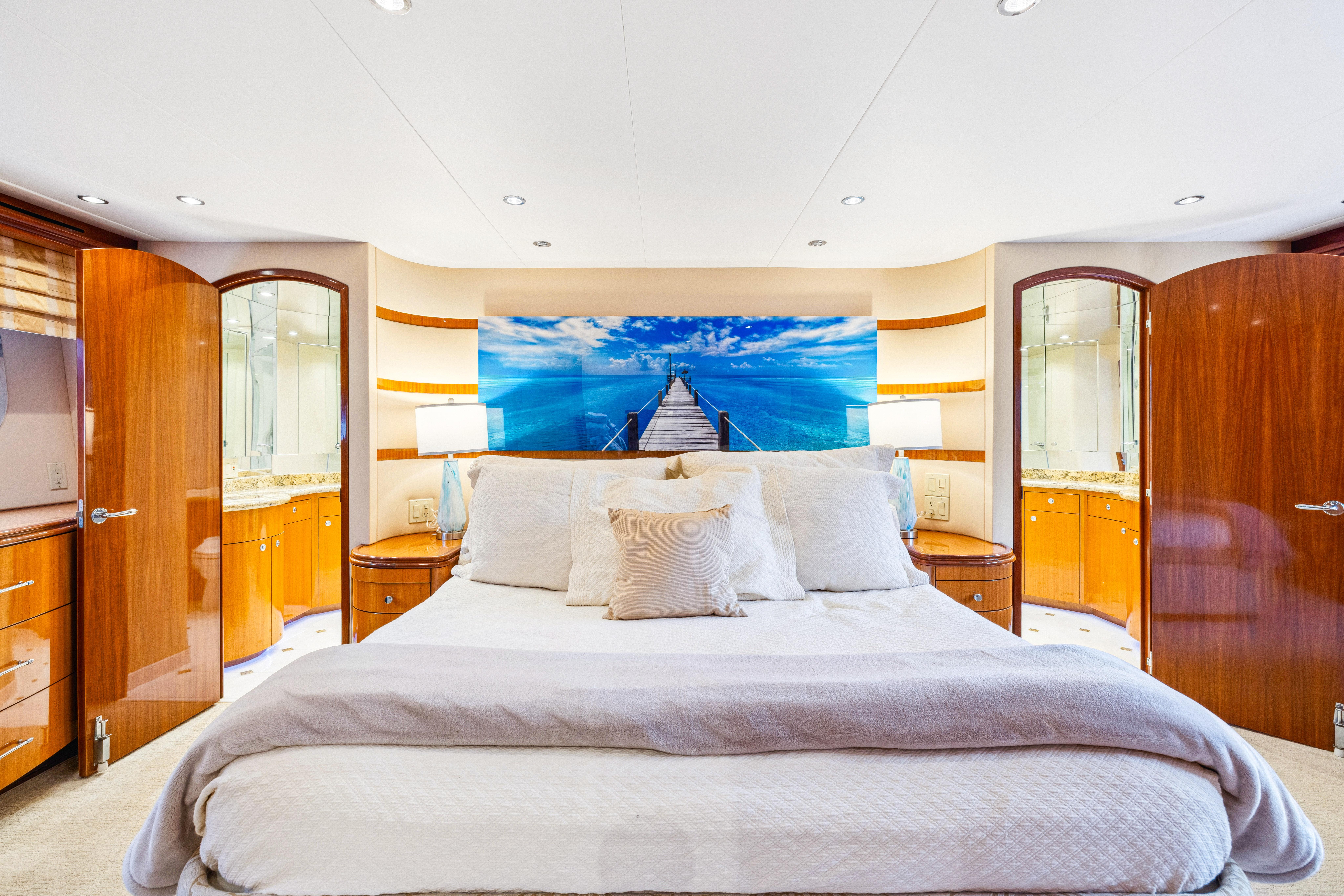 Hatteras-80 Motor Yacht 2005-Corporate Approved 2 FL-US-9745161 | Thumbnail