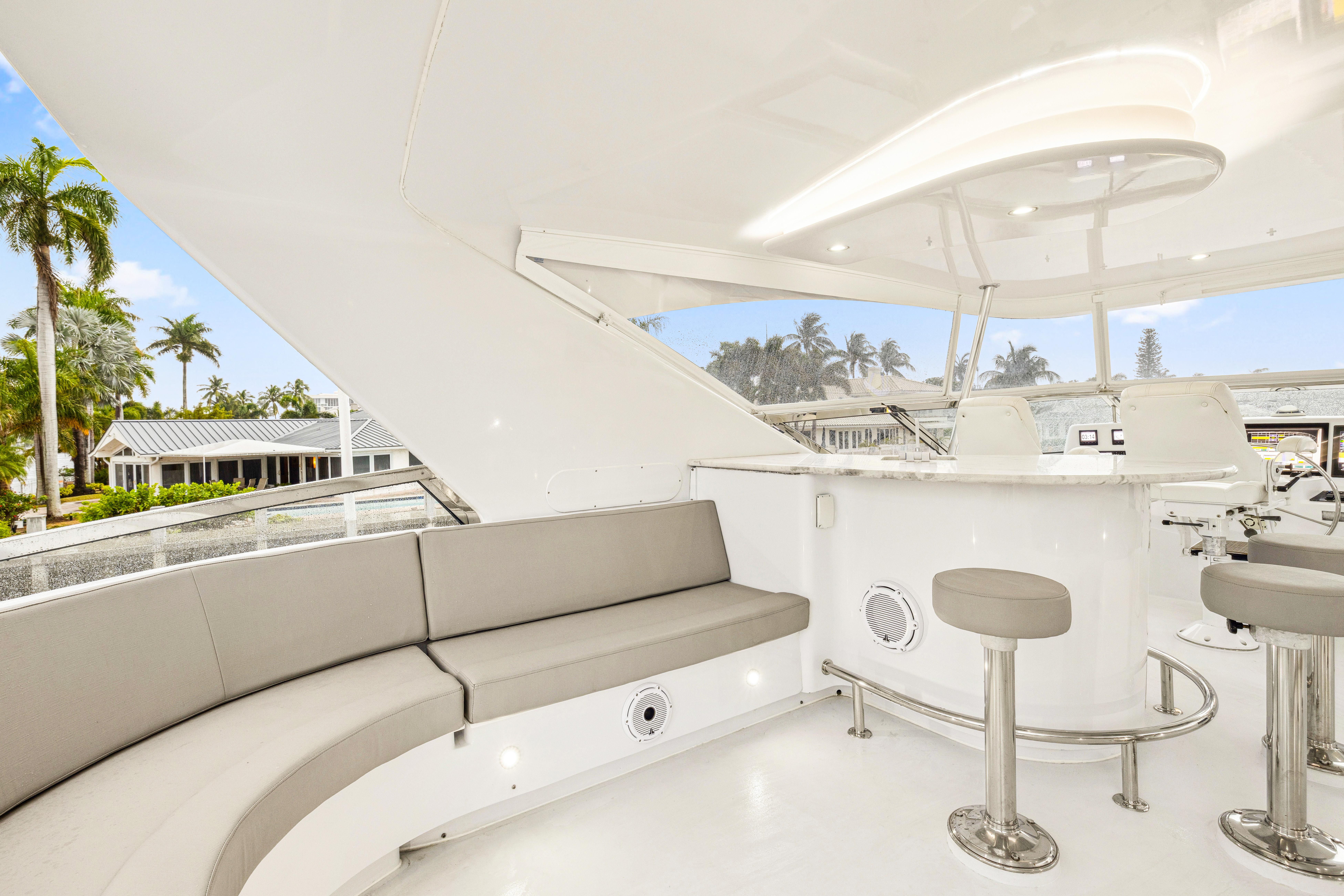 Hatteras-80 Motor Yacht 2005-Corporate Approved 2 FL-US-9745161 | Thumbnail