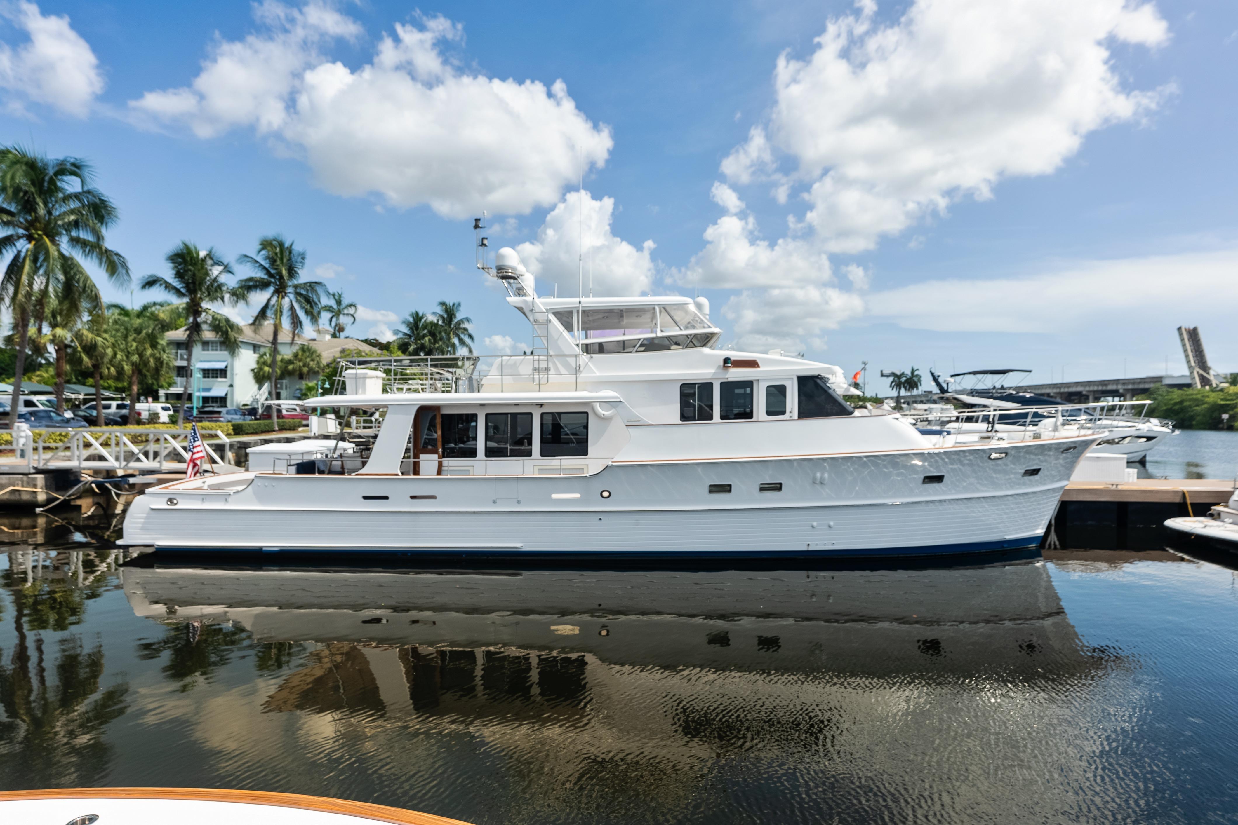 yacht-image